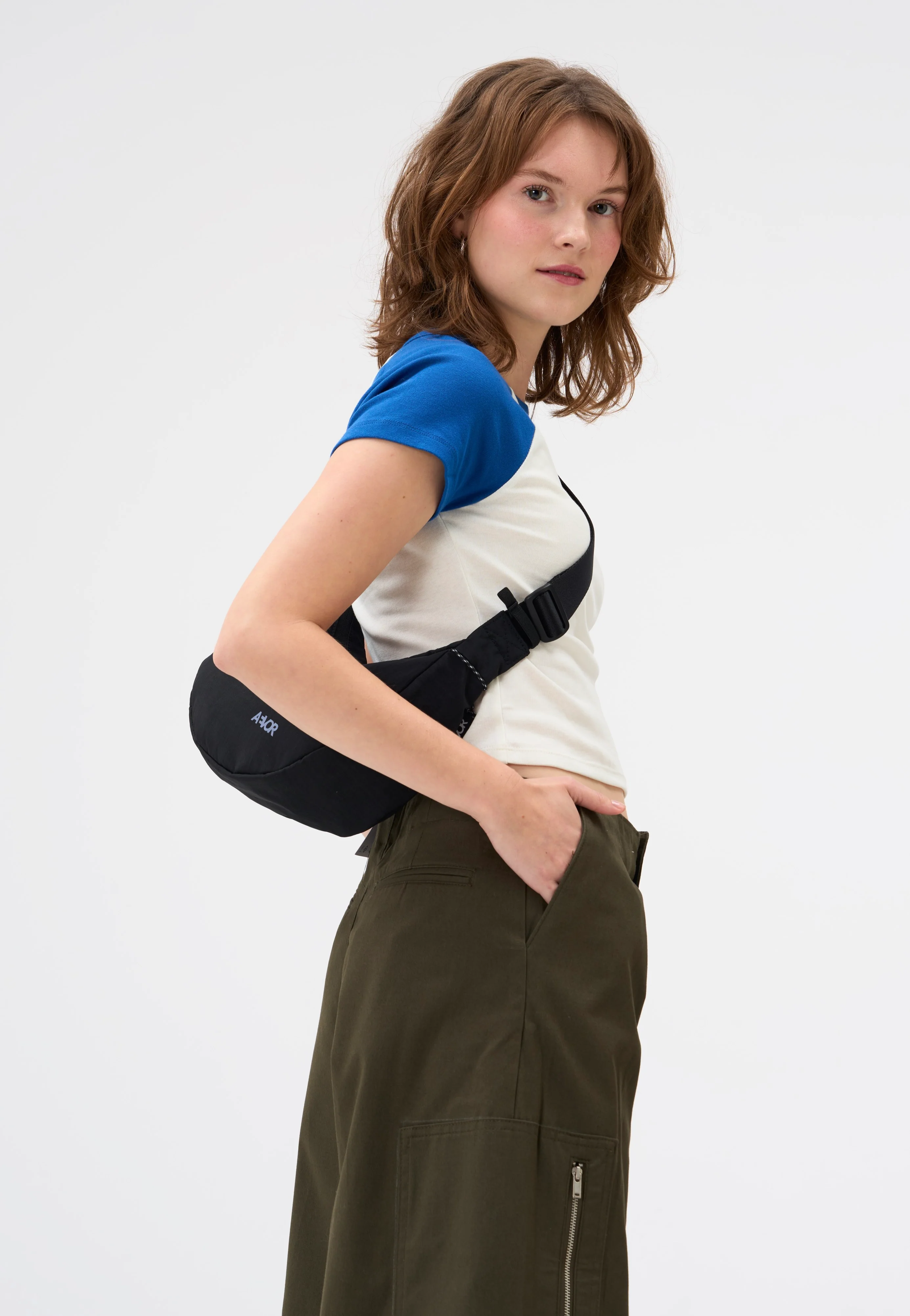 Sling Small Black - Sling Bag - Image 5