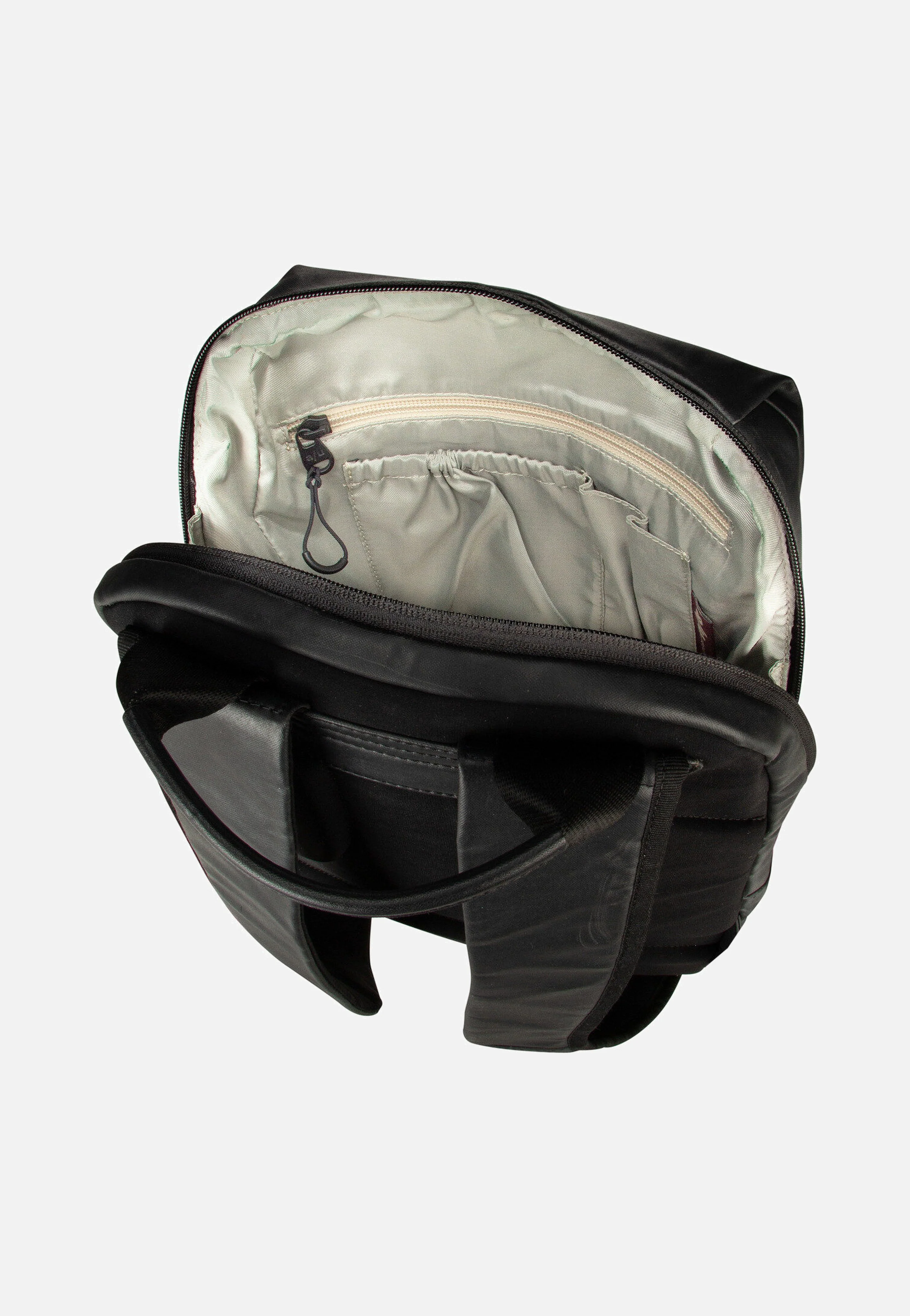 Kumotsu RE Black - Rucksack - Image 3