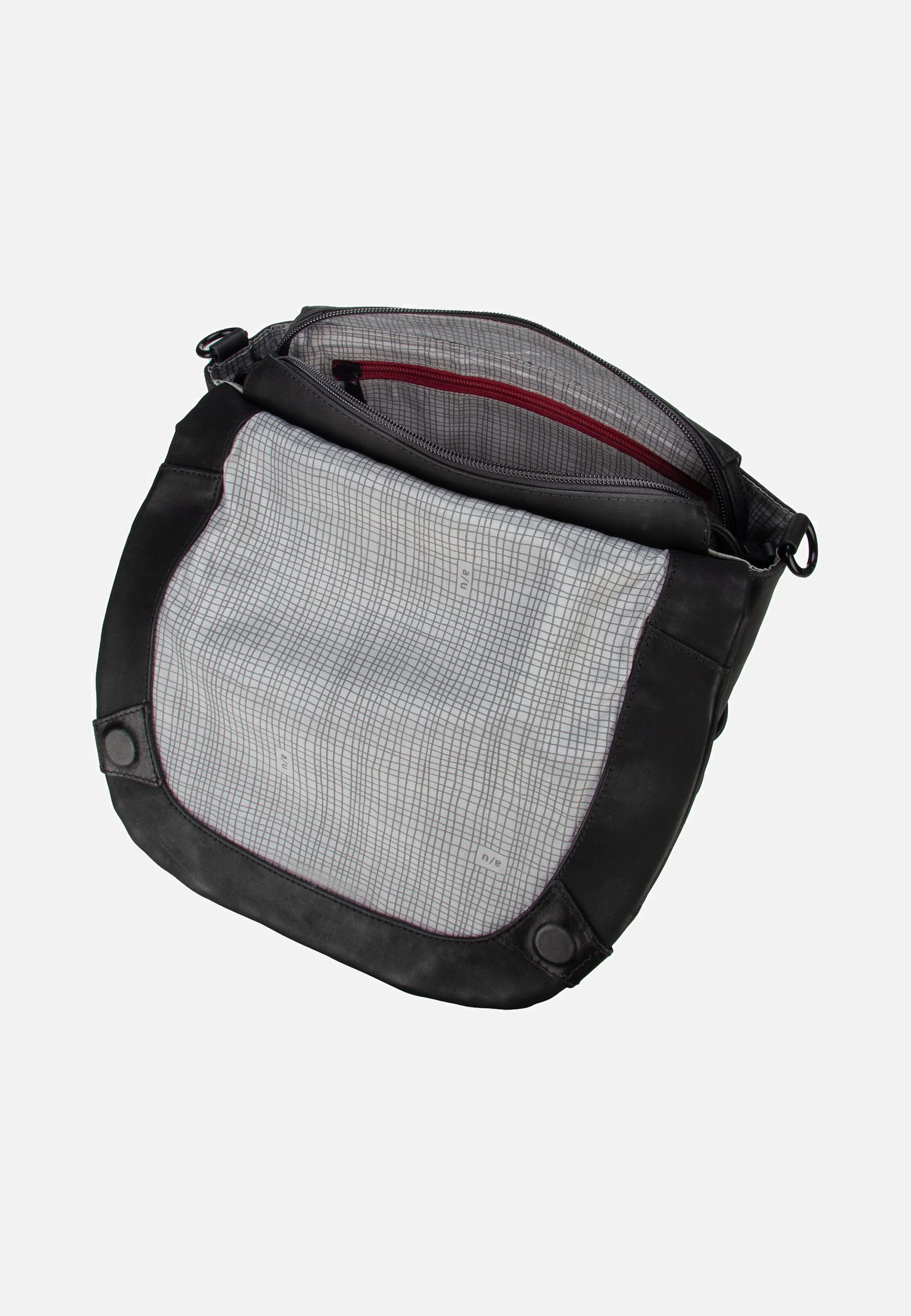 Sendai Black - Messenger Bag - Image 3