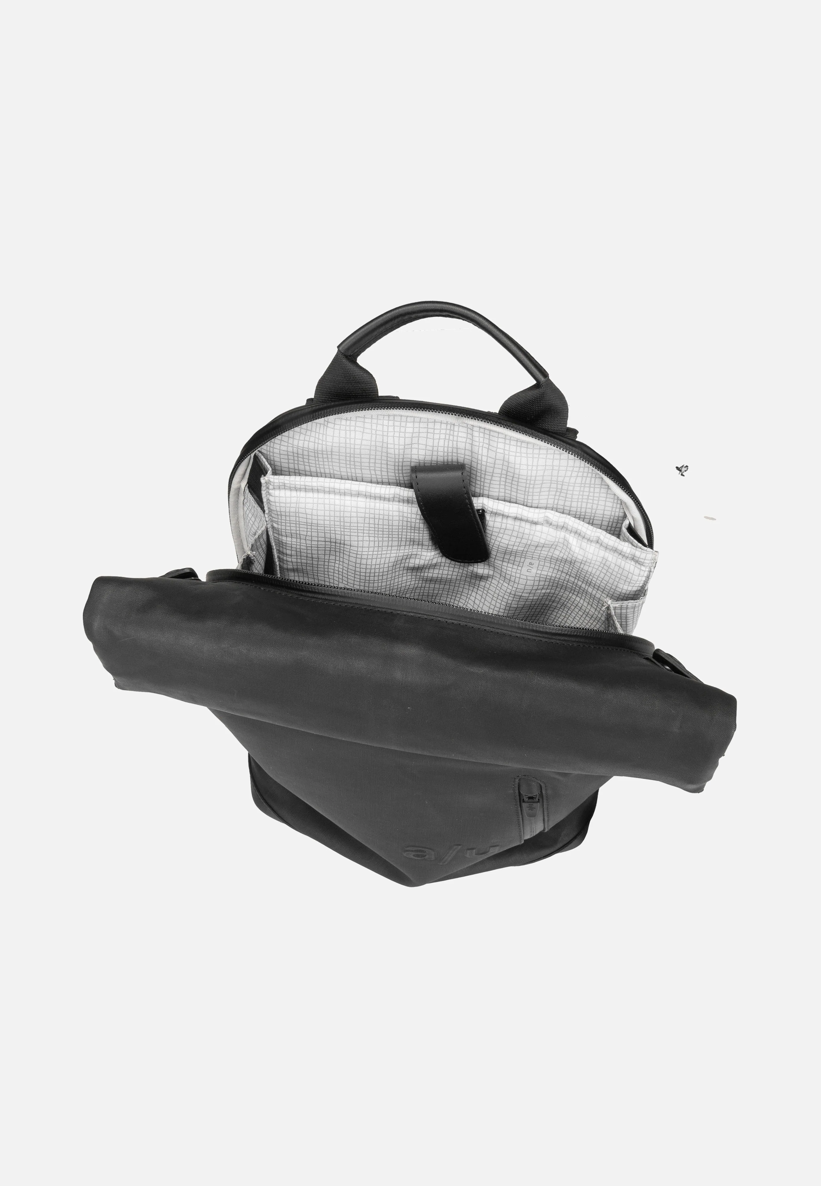 Wakayama Black - Rolltop Rucksack - Image 3
