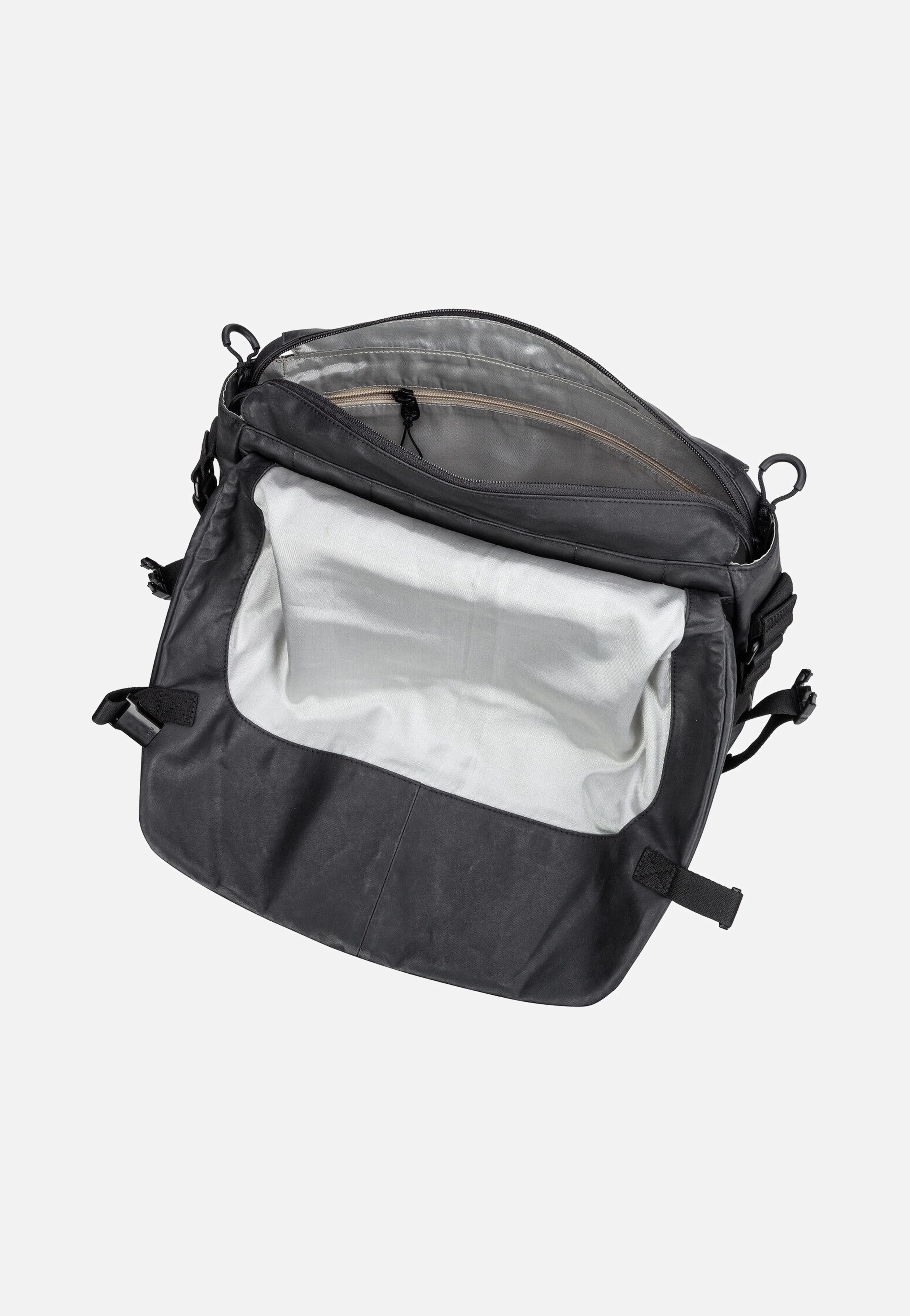 Yamakuni RE Black - Messenger Bag - Image 4