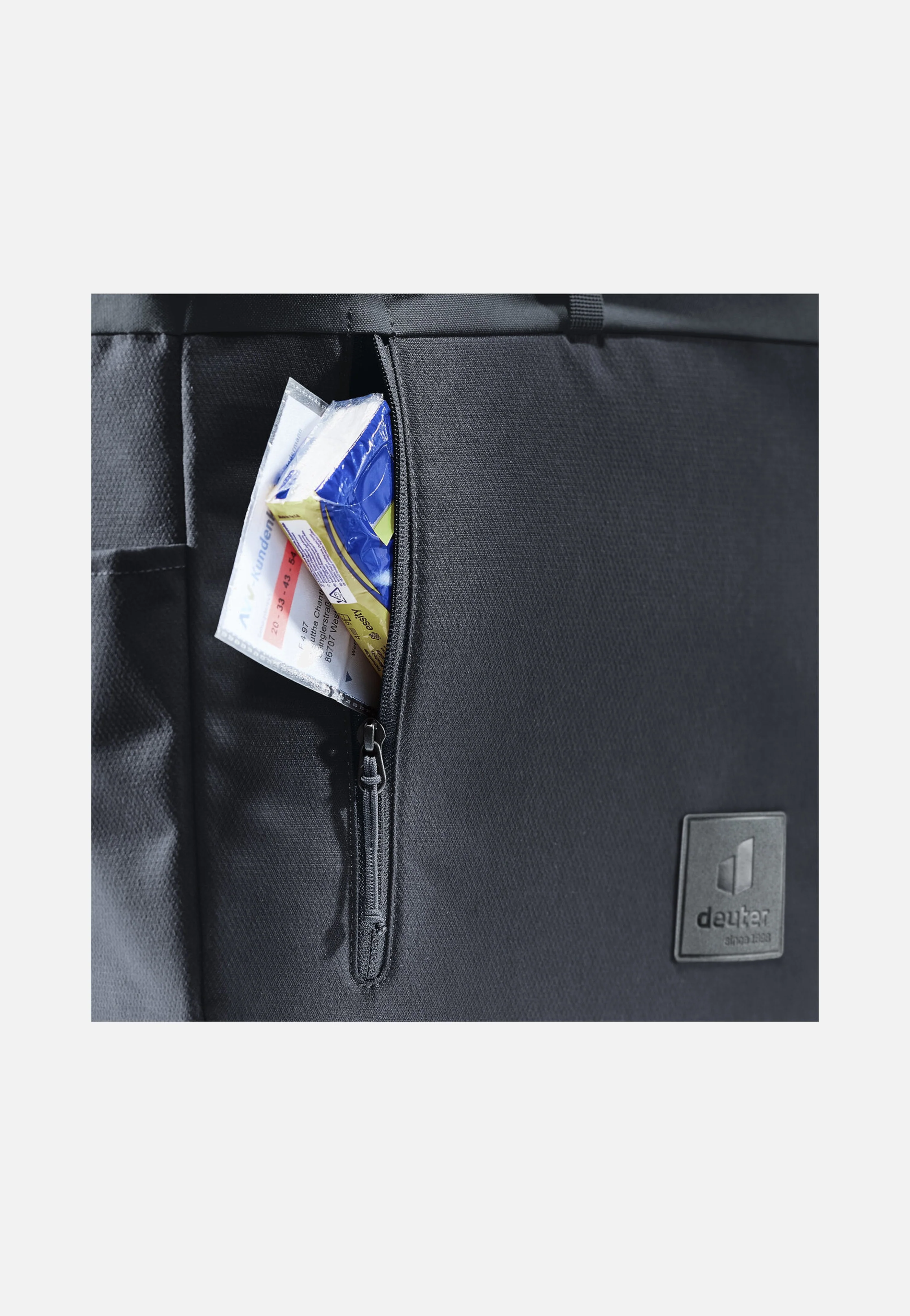 Up Seoul Black - Rucksack - Image 8