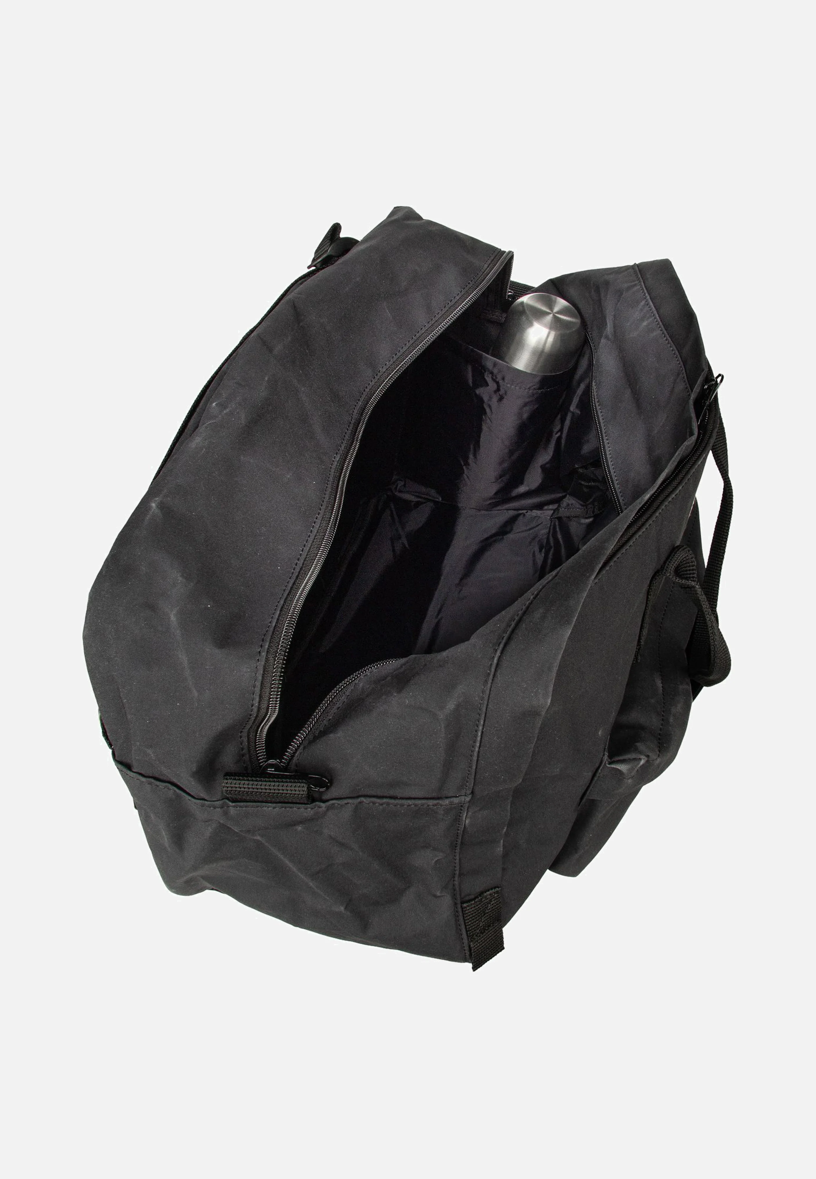 Kanken Black - Weekender - Image 5