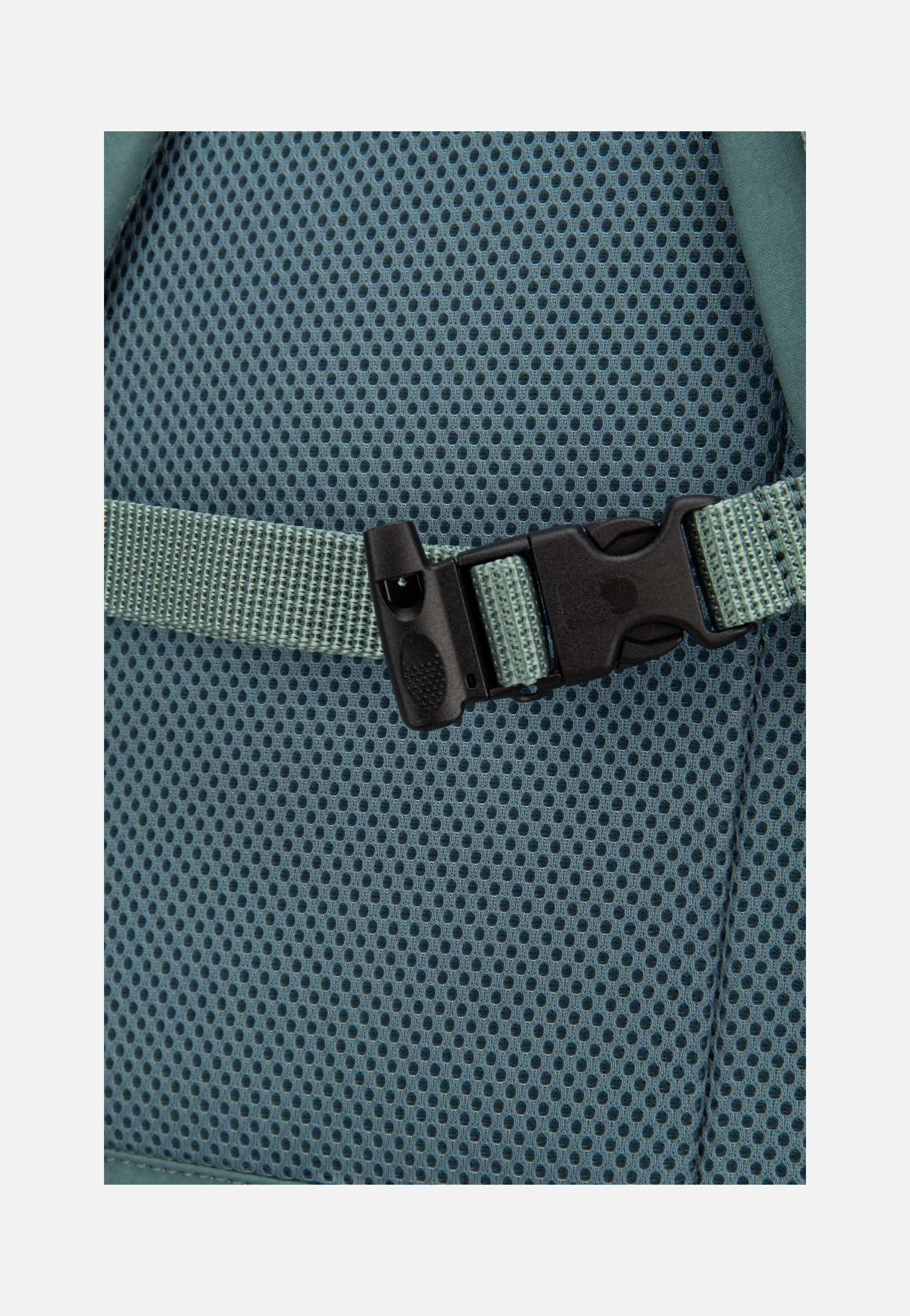 Kanken Outlong Frost Green - Rucksack - Image 6