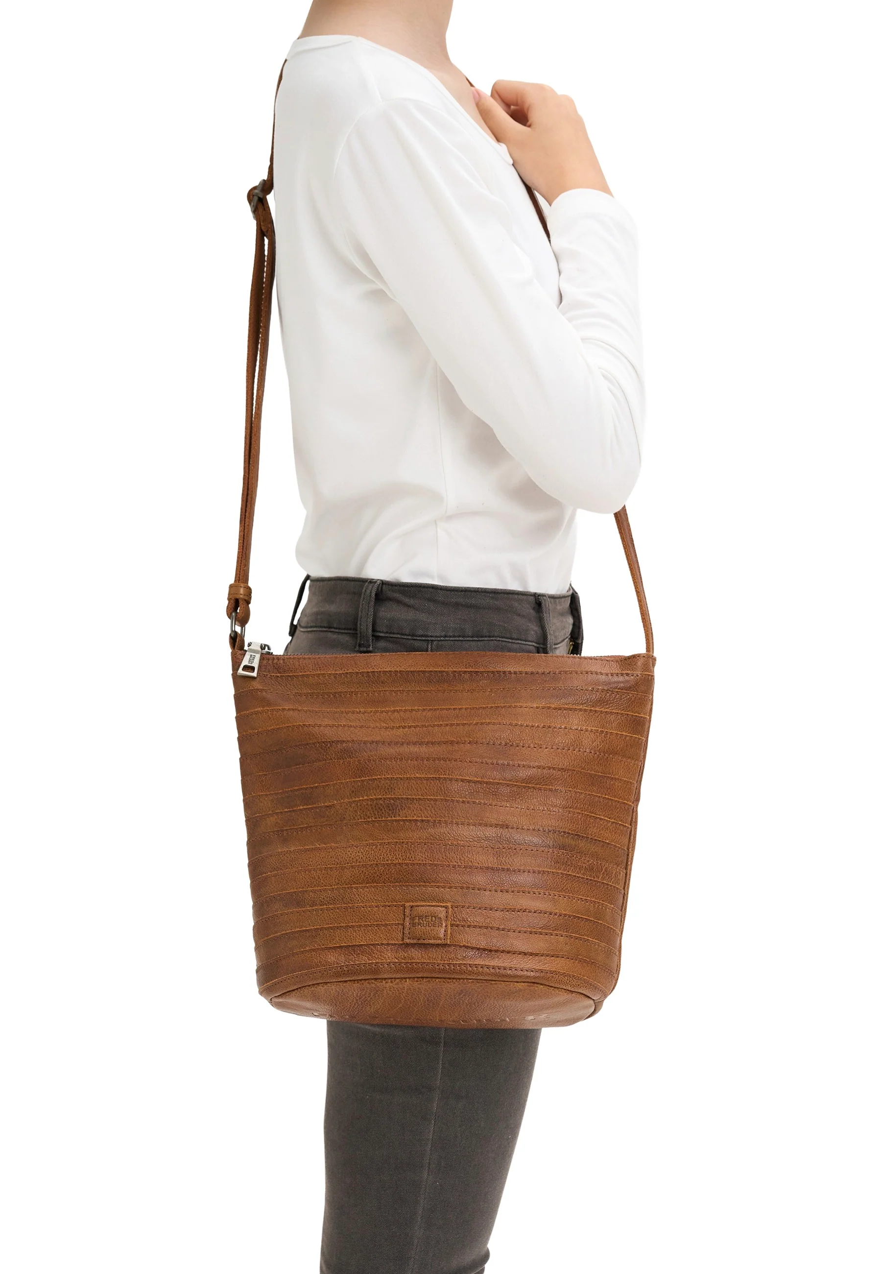 Gürtelinchen 926  Desert Brown - Crossbody Bag - Image 5