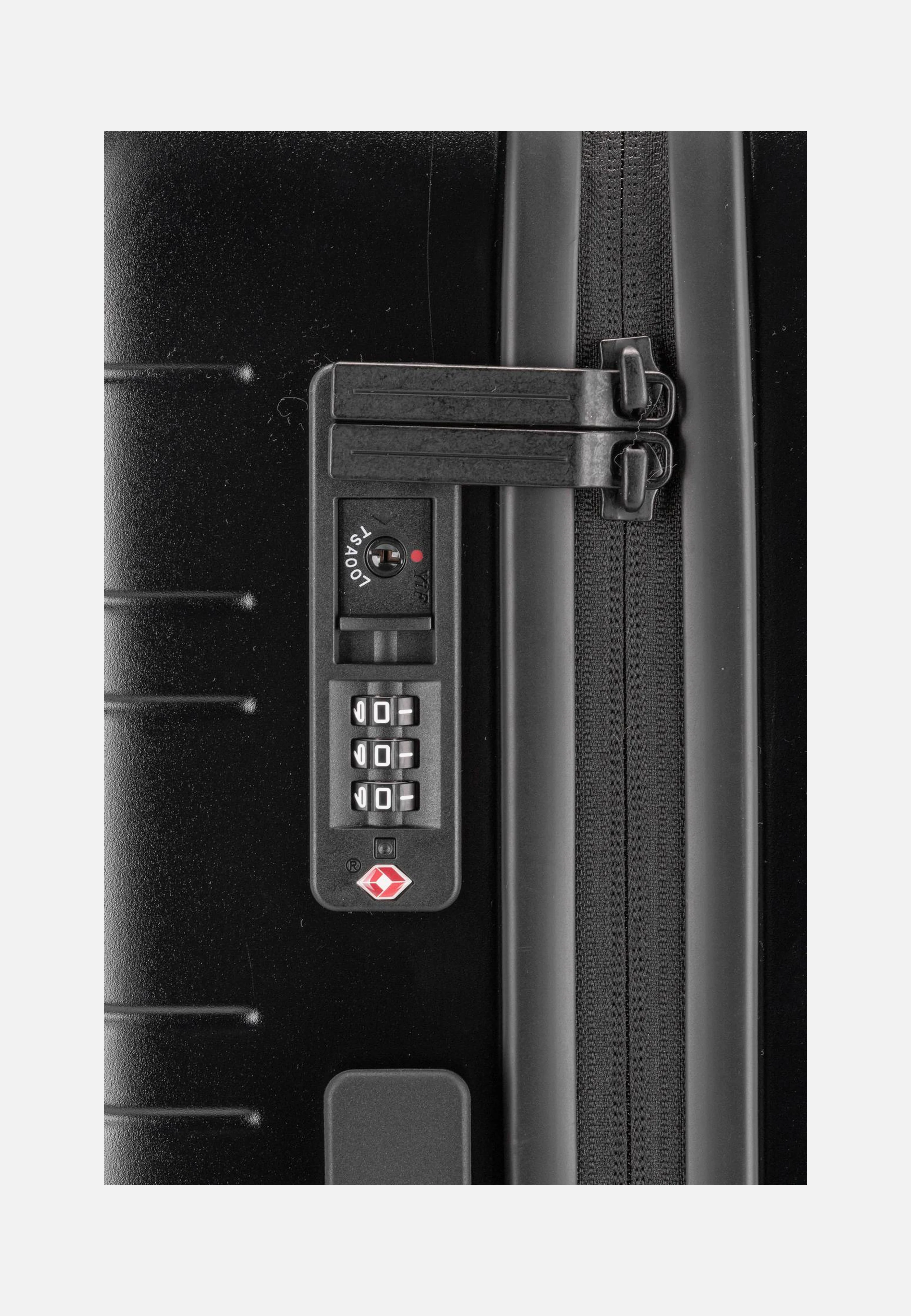 H6 Essential Check-In Luggage All Black - Koffer - Image 7
