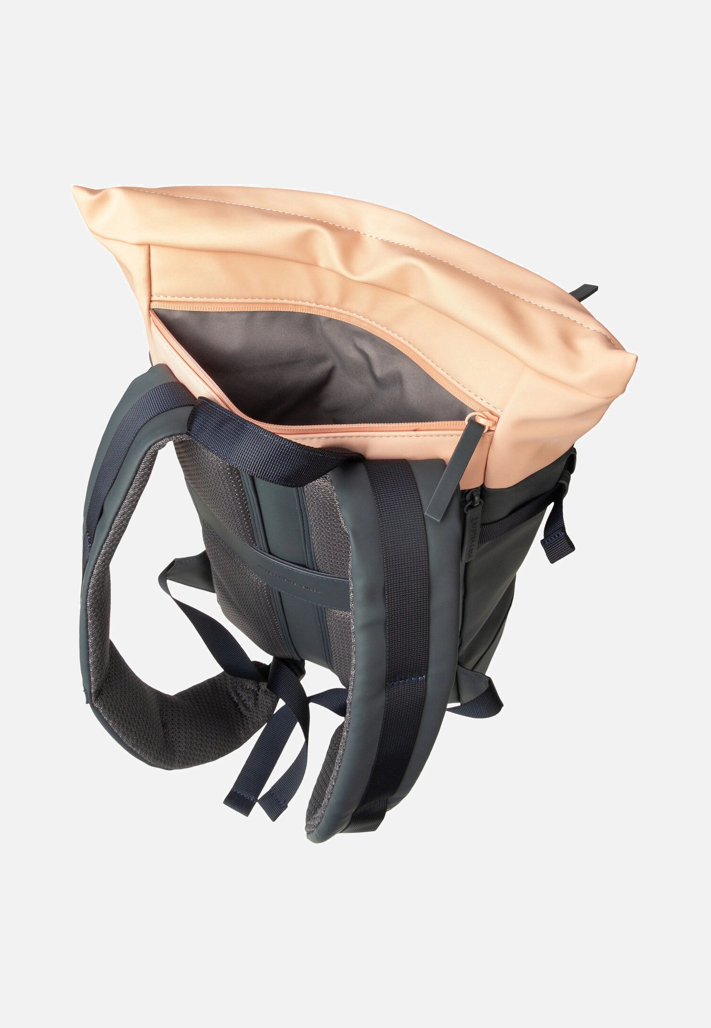 Helsinki Navy Blush - Rucksack - Image 6