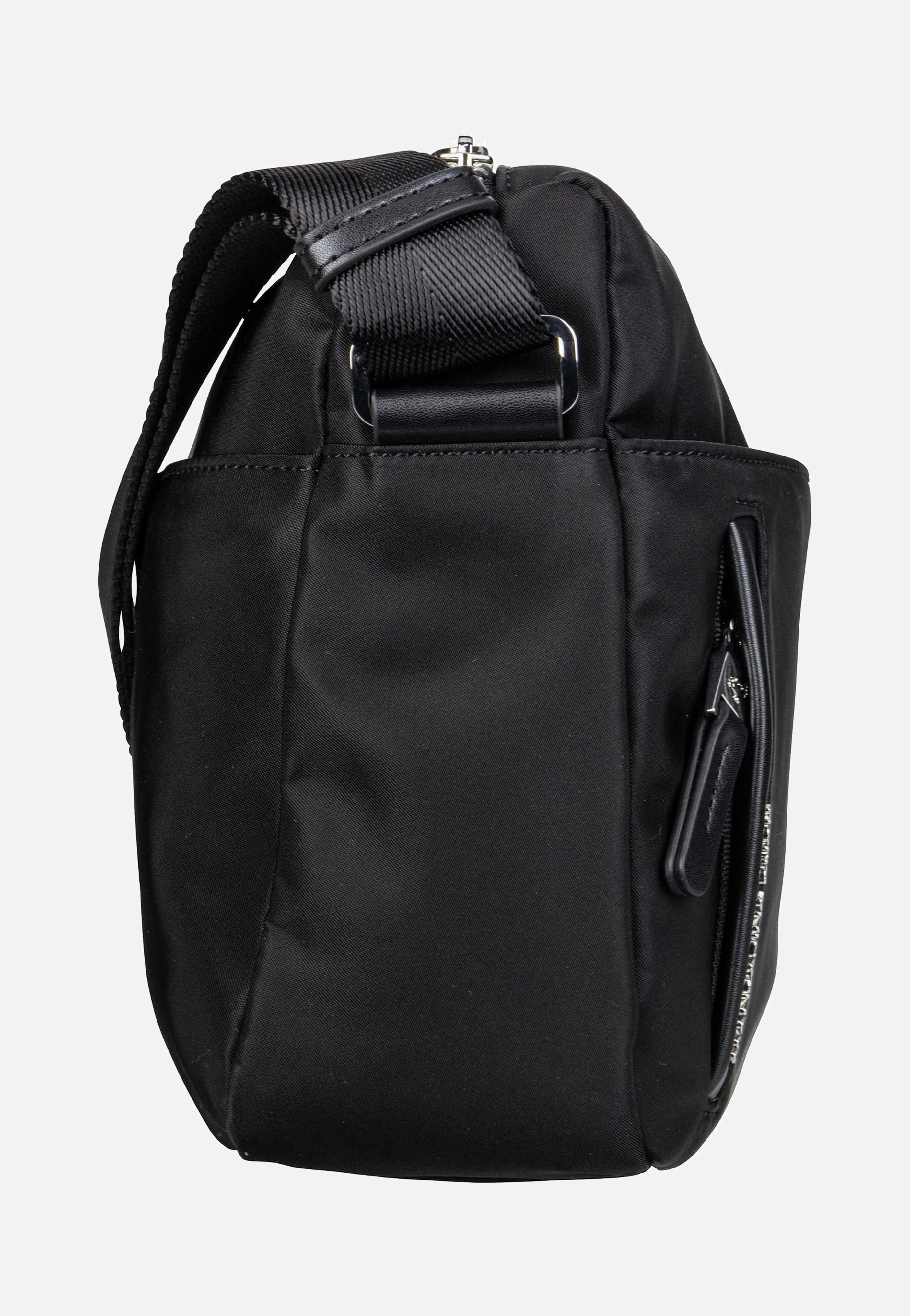 Hunter Medium VCT35 Black - Crossbody Bag - Image 5