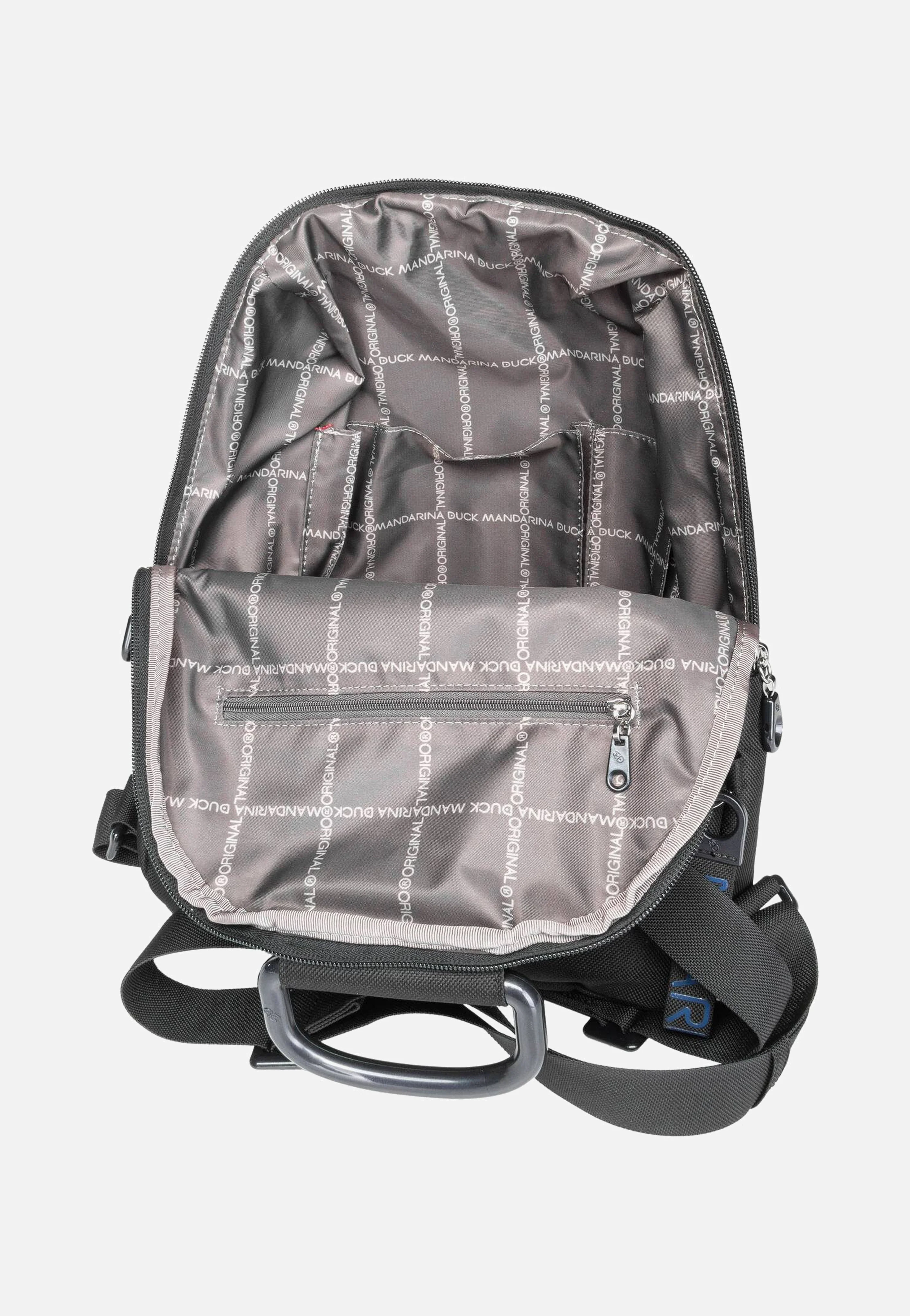 MD20 QMT39 Black - Rucksack - Image 3