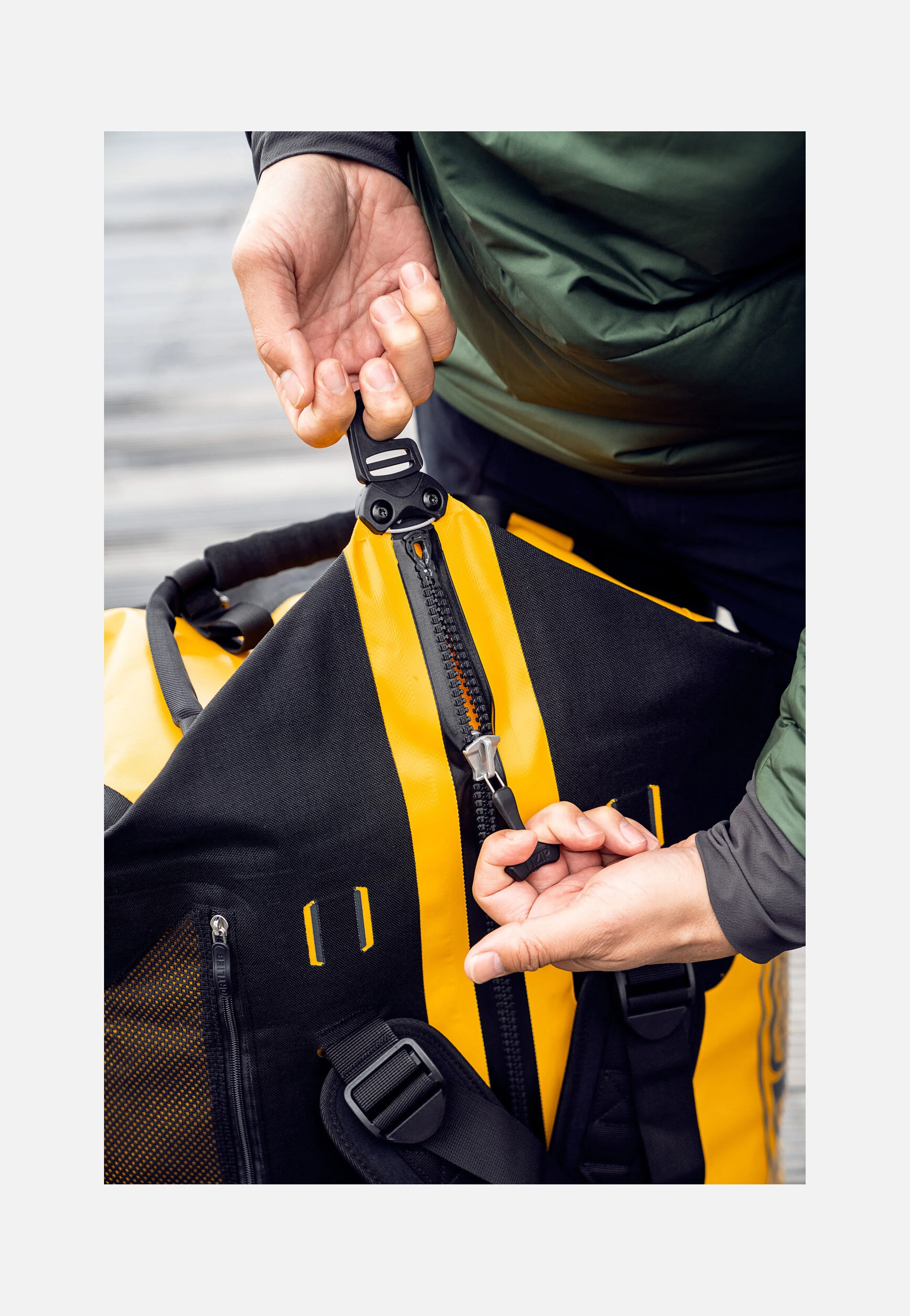 Duffle RS 110L Sonnengelb Schwarz - Travel Bag - Image 10