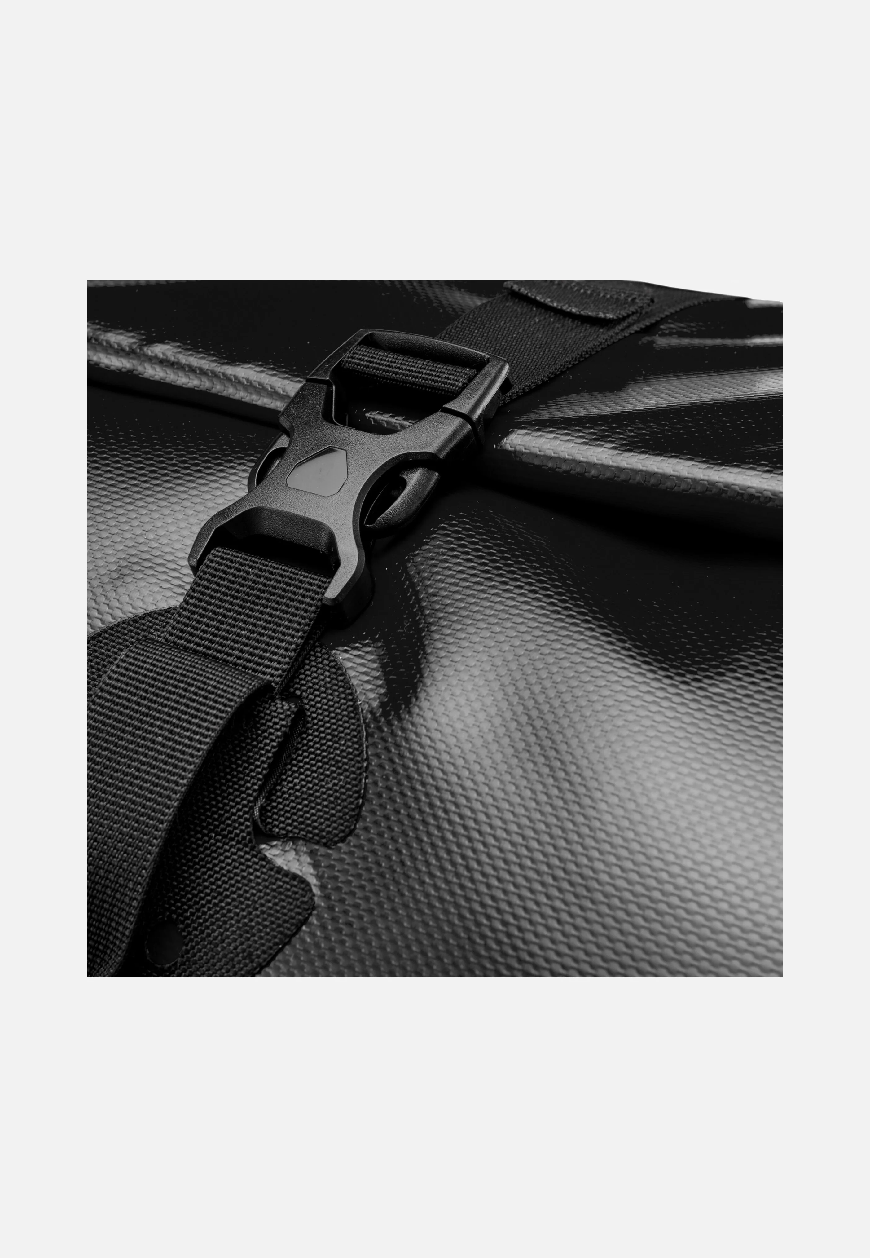 Rack-Pack 31L Schwarz - Dufflebag - Image 6