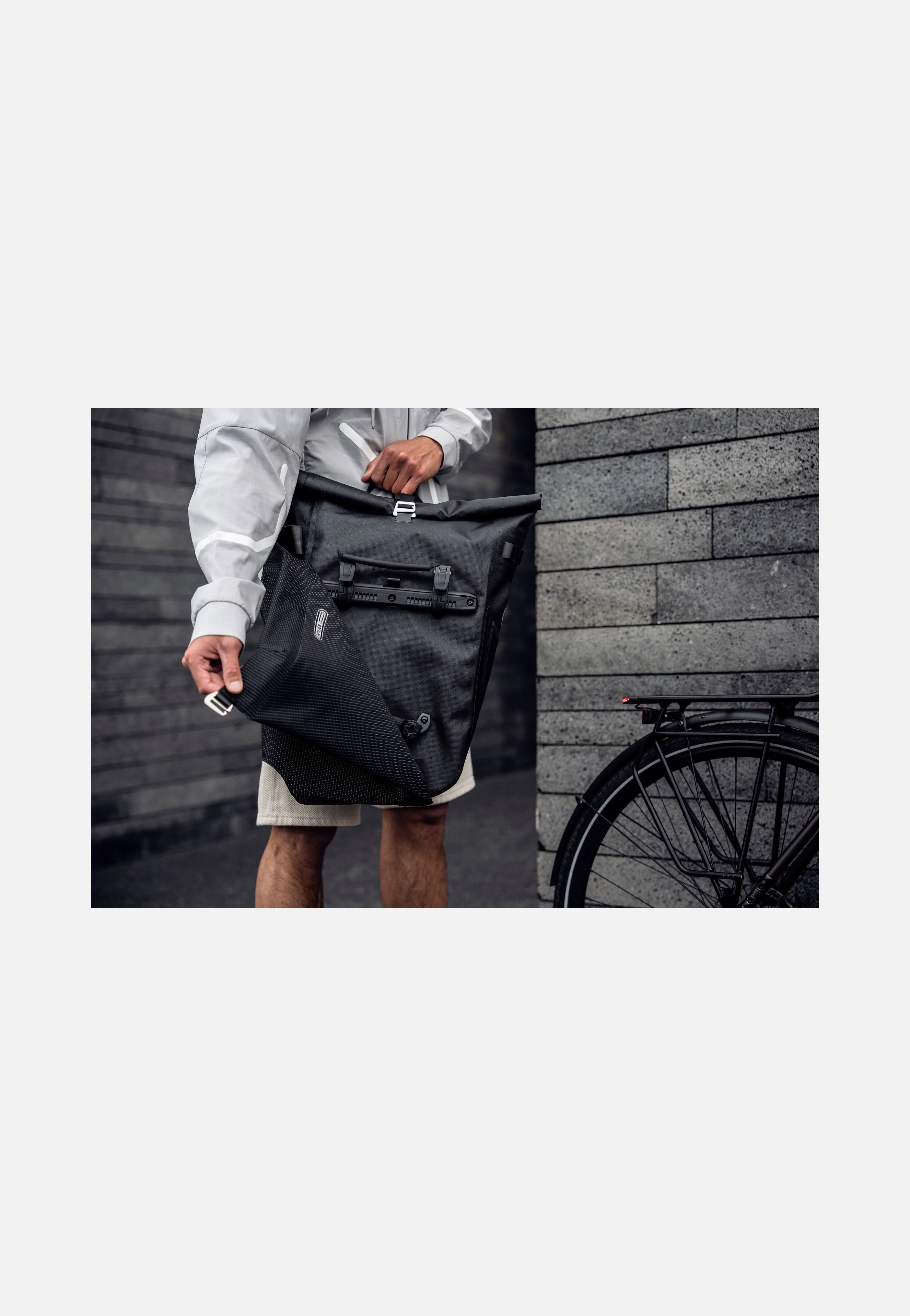 Vario PS High Visibility Schwarz - Tasche - Image 6