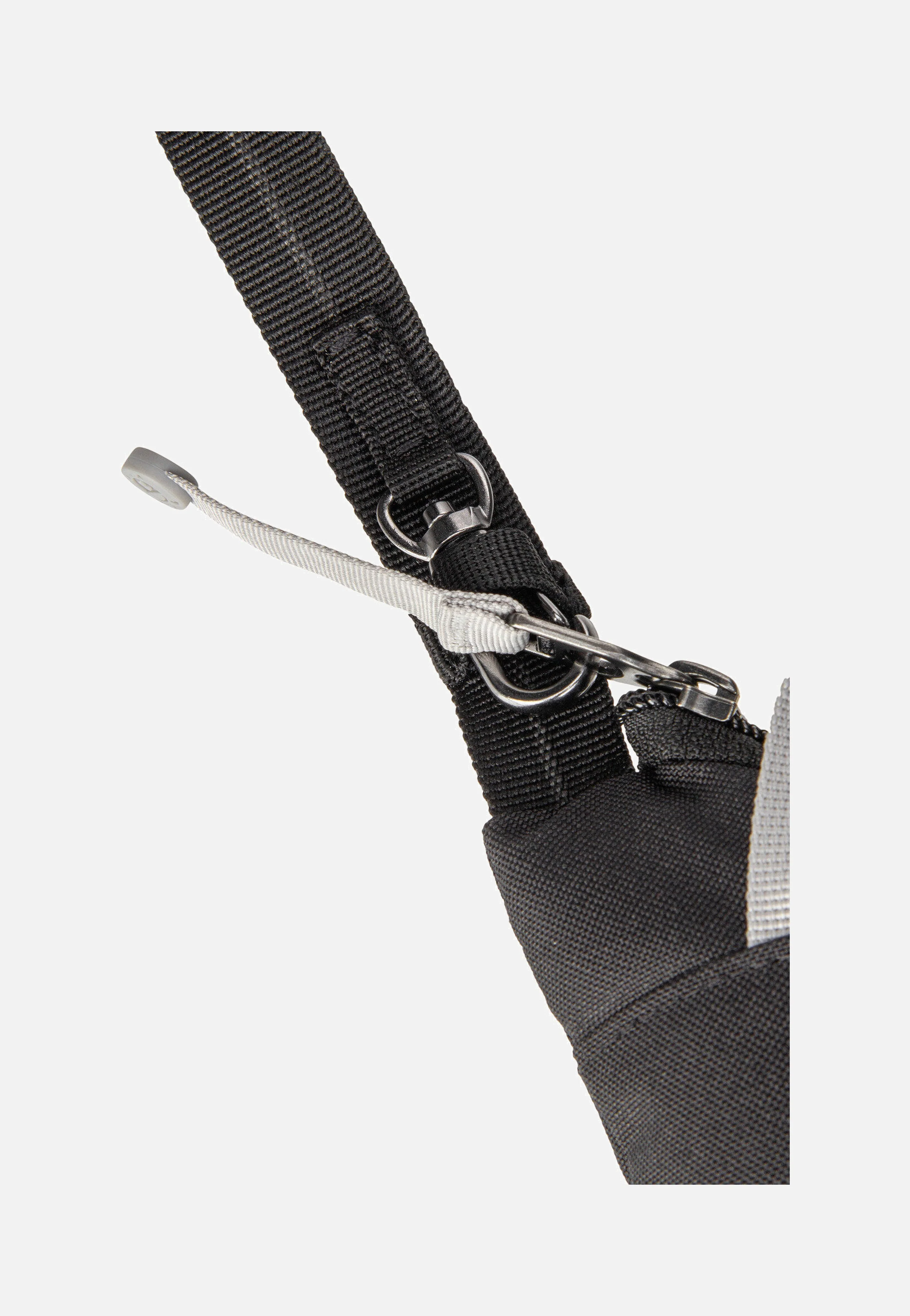 GO Tech Jet Black - Sling Bag - Image 5