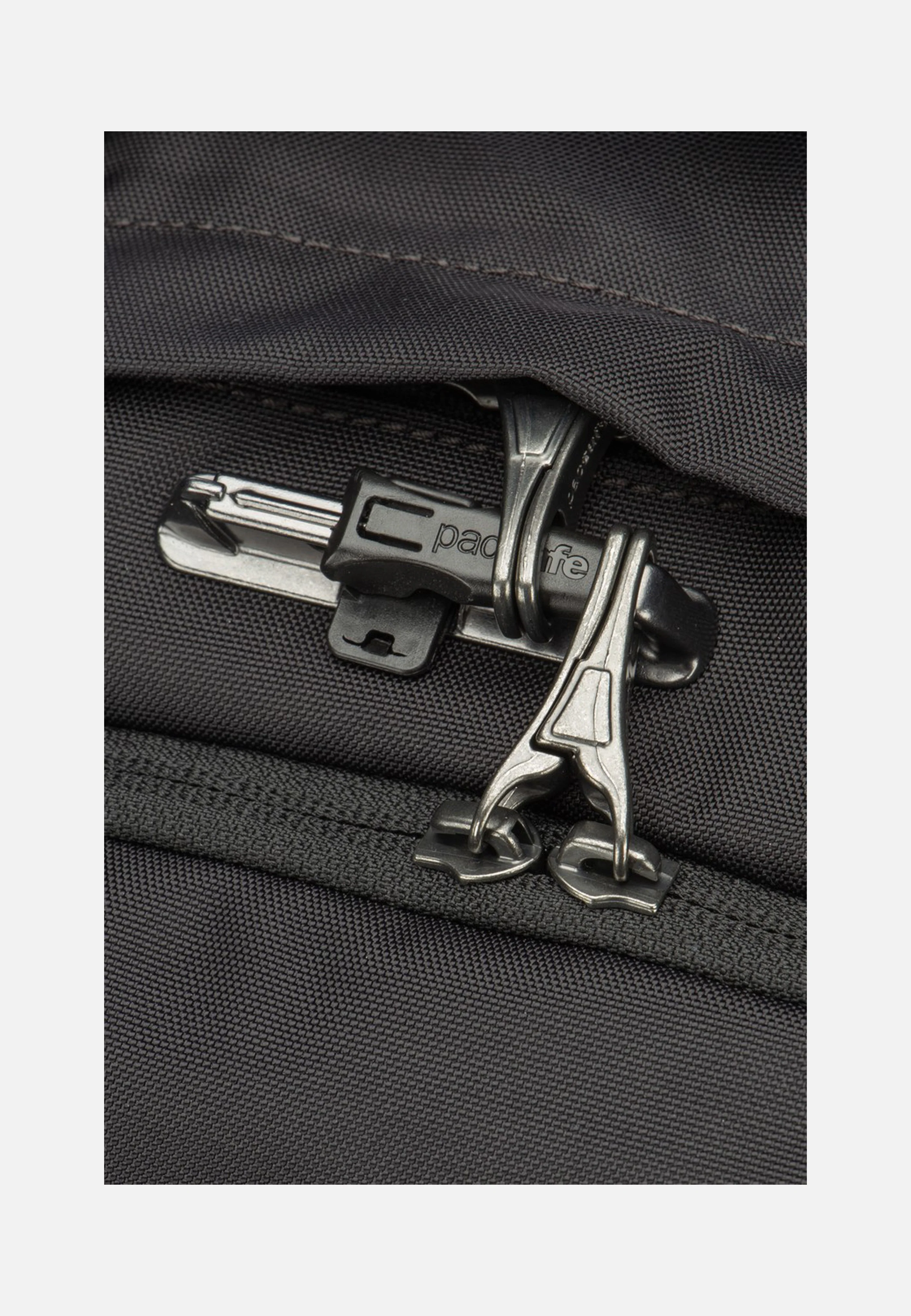 V20L City Black - Rucksack - Image 6