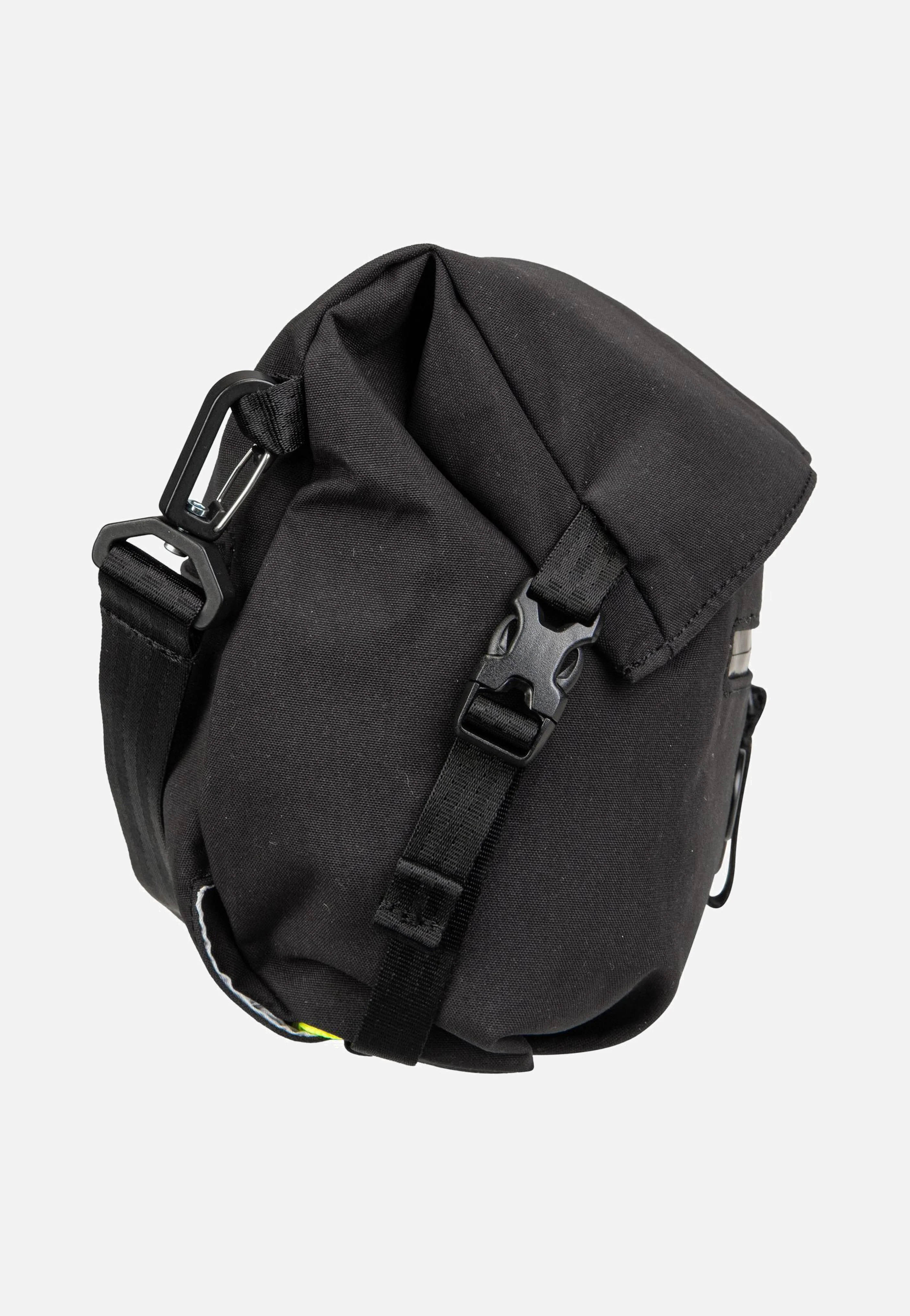 Aksel Solid Black - Crossbody Bag - Image 5