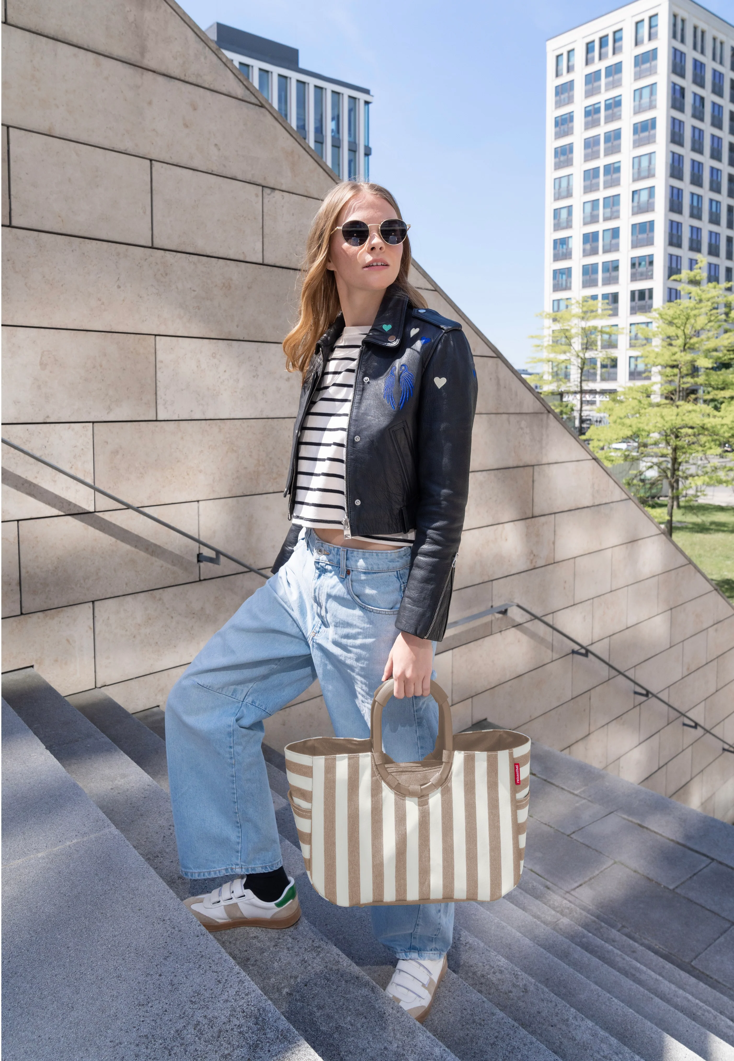Loopshopper M Summerstripes Coffee - Einkaufskorb - Image 6