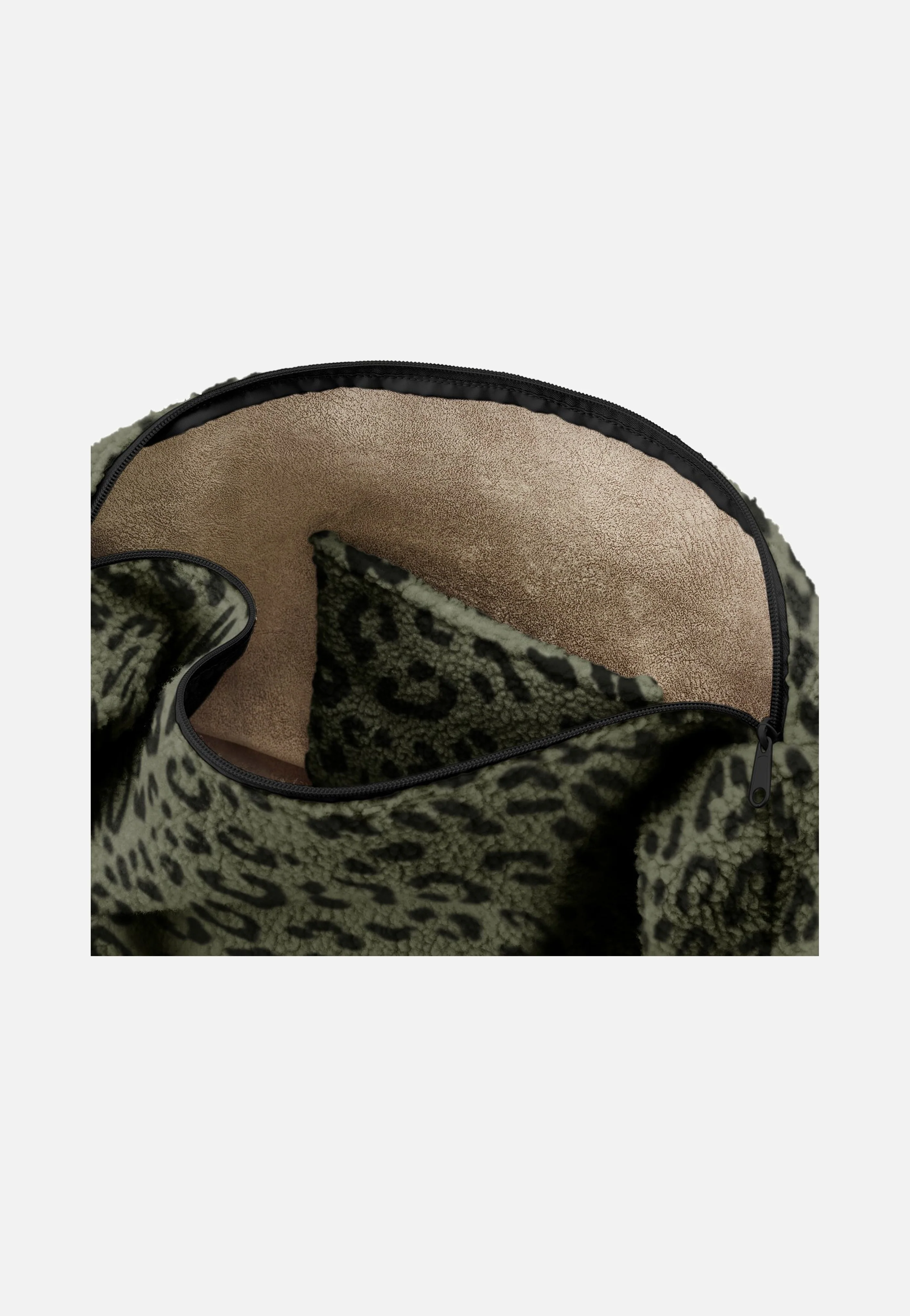 Moonbag Teddy Leo Olive - Hobo Bag - Image 5