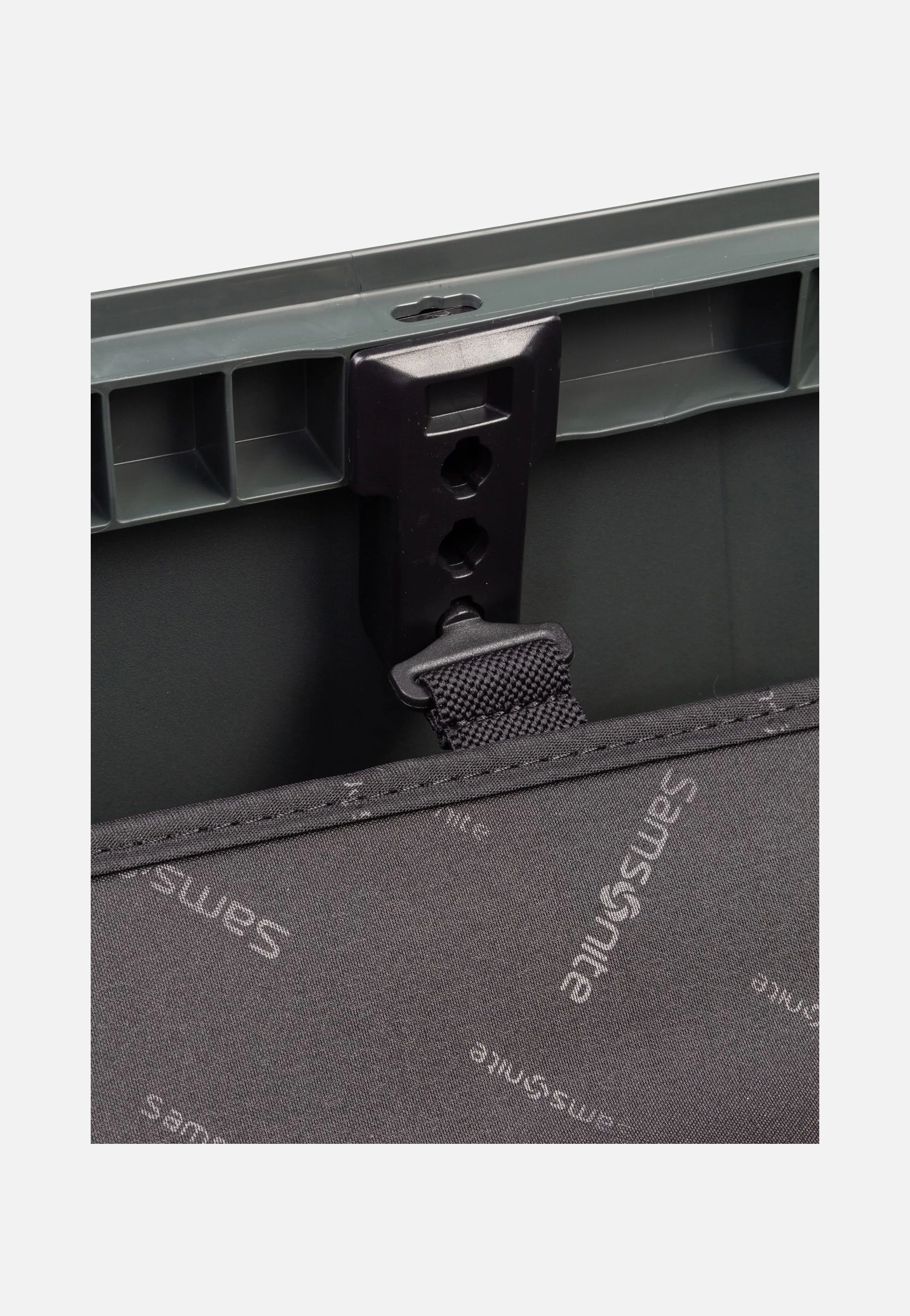 Magnum Eco Spinner 75/28 Forest Green - Koffer - Image 8