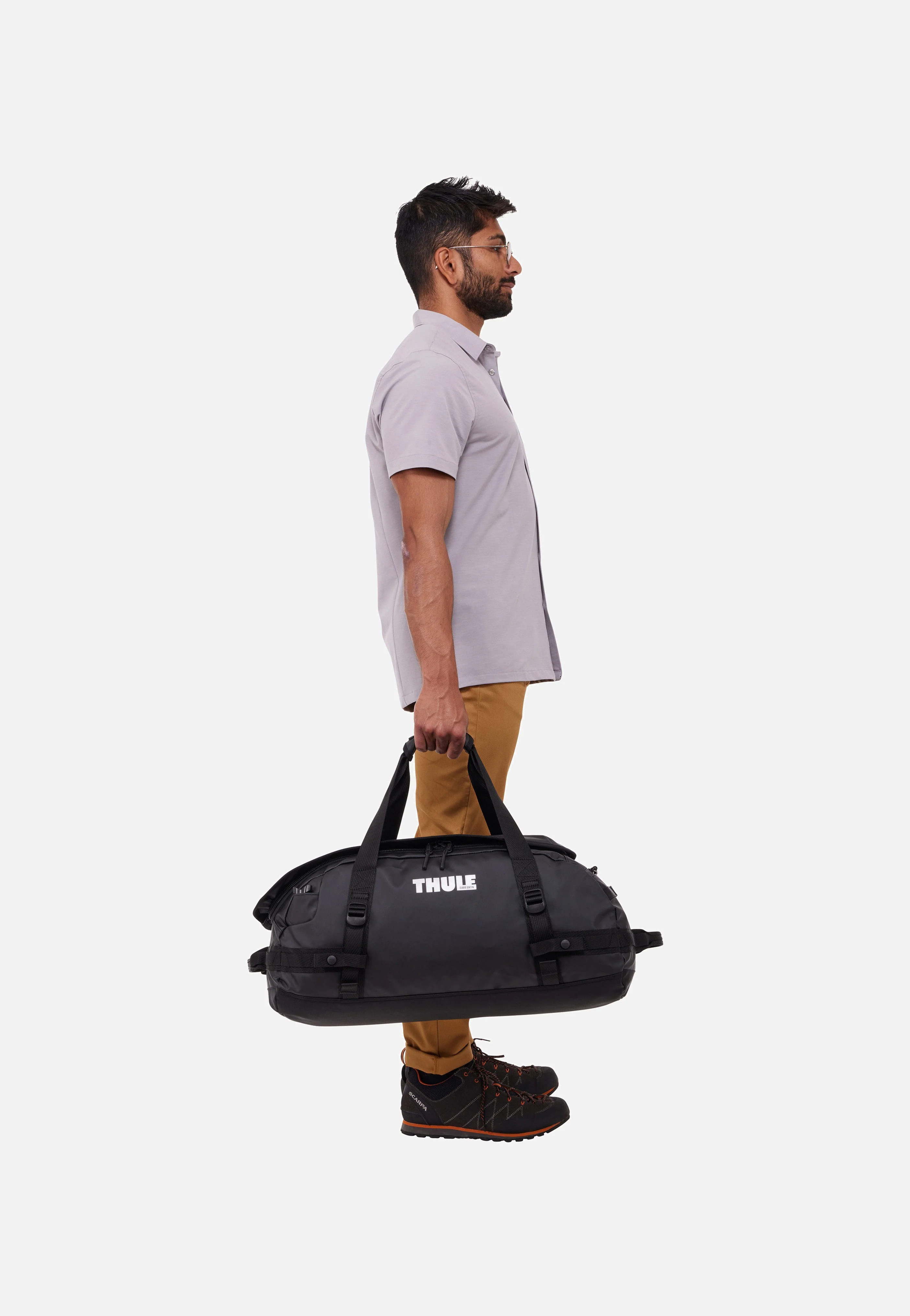 Chasm 40L Black - Dufflebag - Image 9