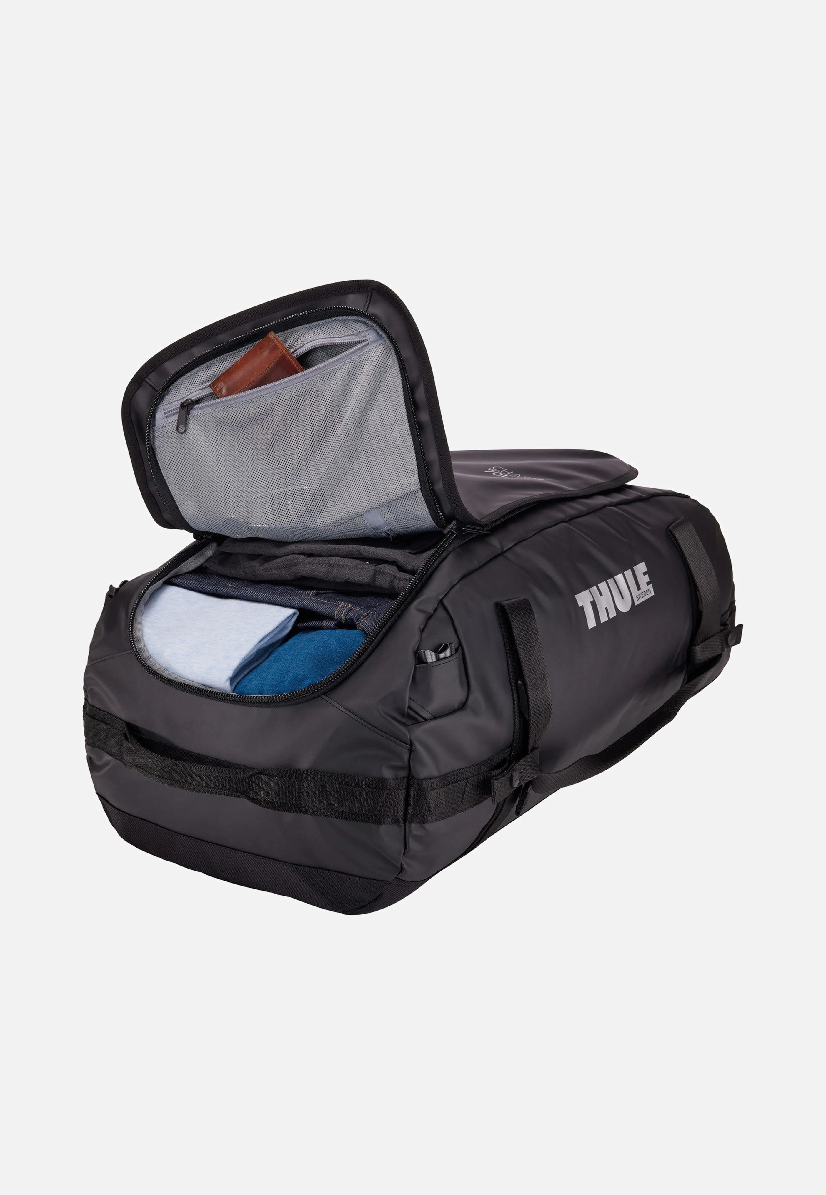 Chasm 70L Black - Dufflebag - Image 3