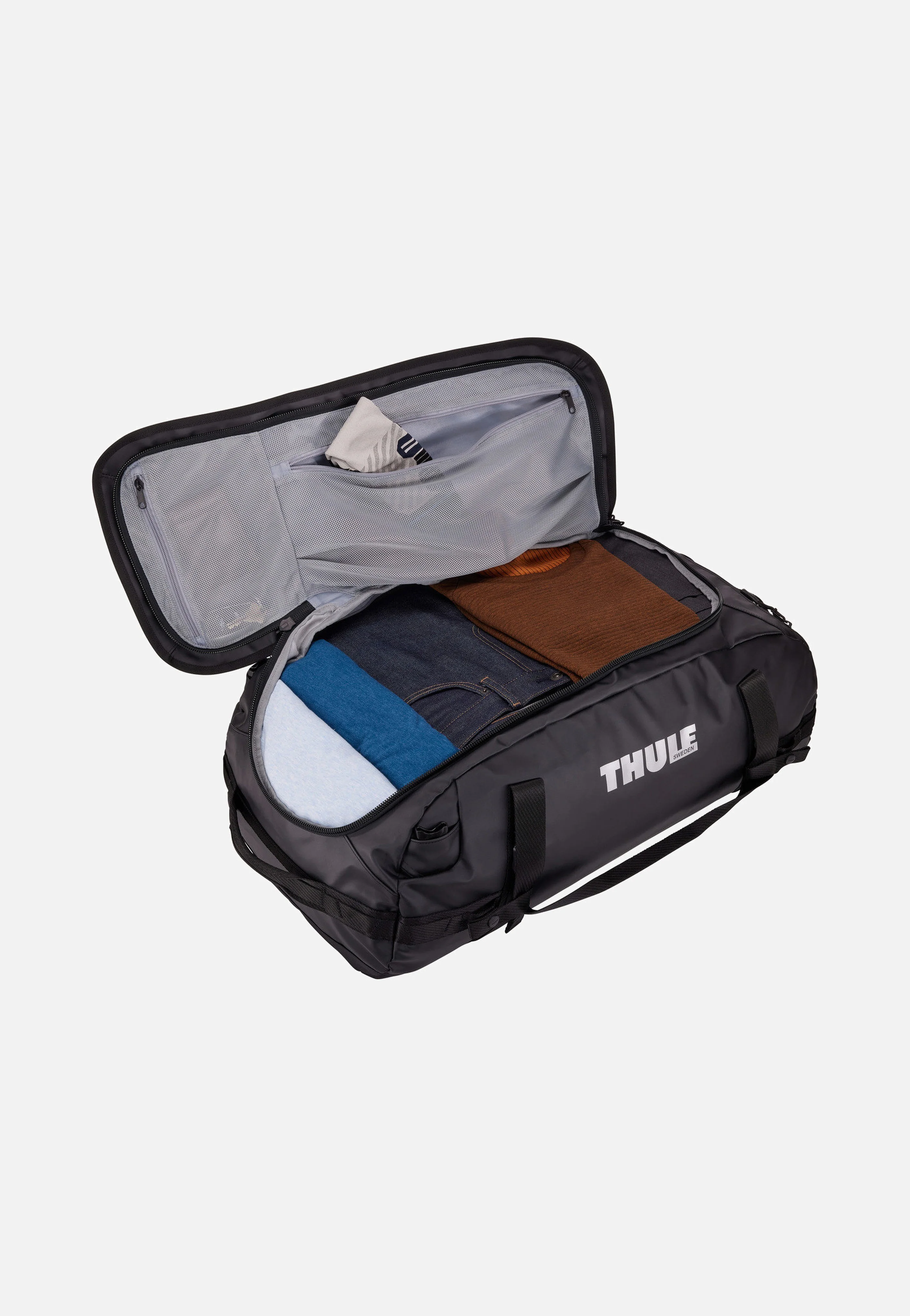 Chasm 70L Black - Dufflebag - Image 4