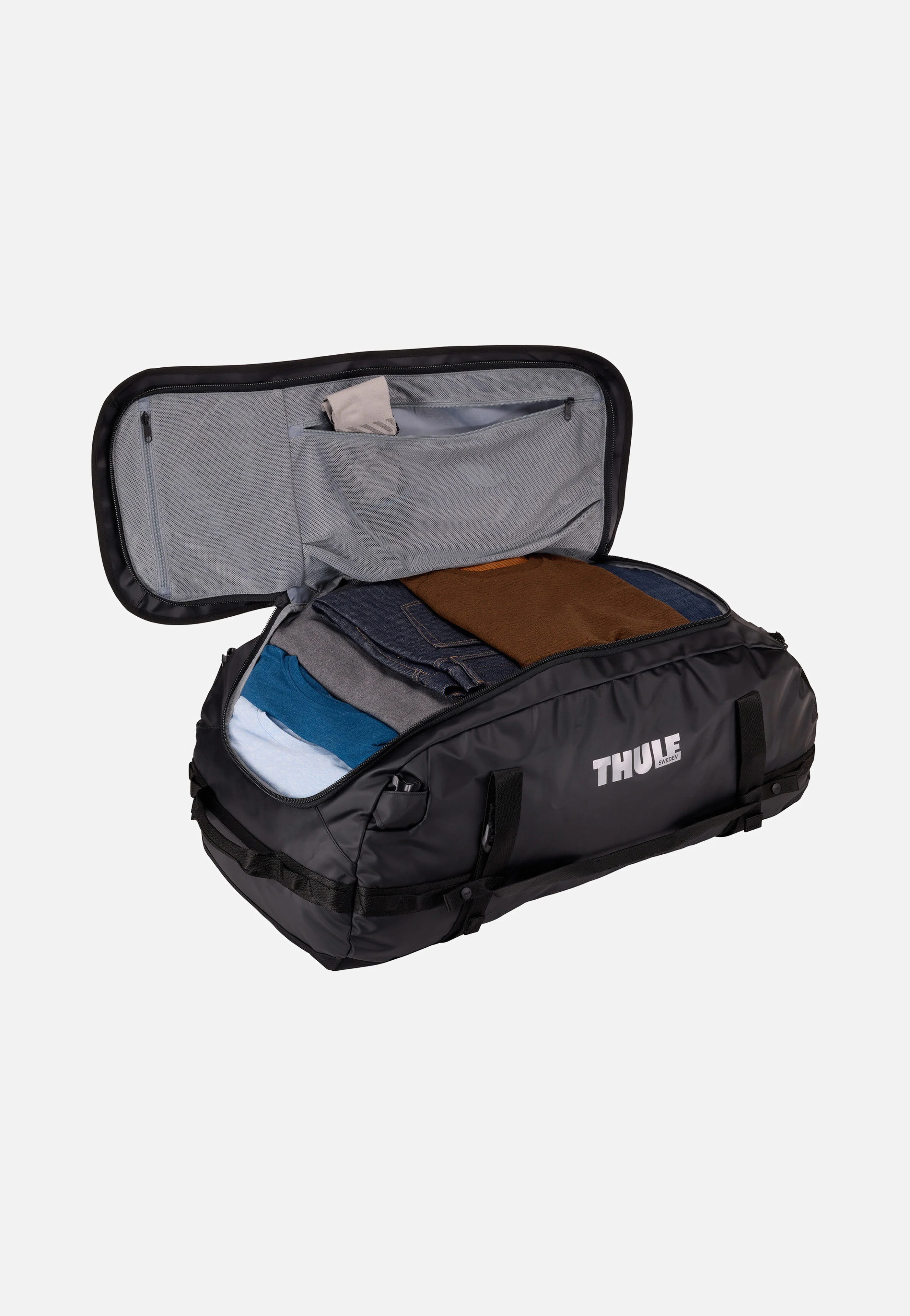 Chasm 90L Black - Dufflebag - Image 4