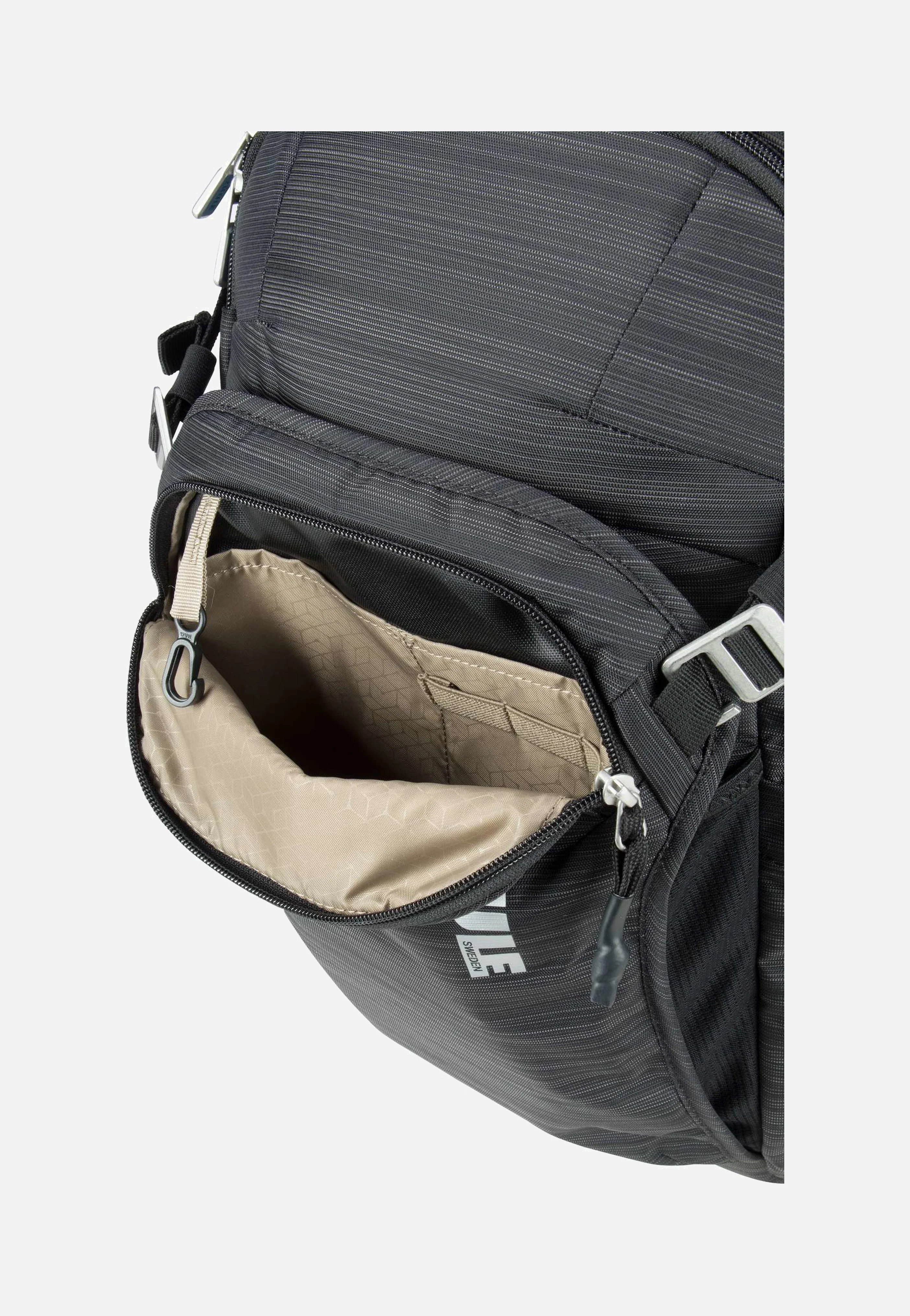 Construct 24L Black - Rucksack - Image 3