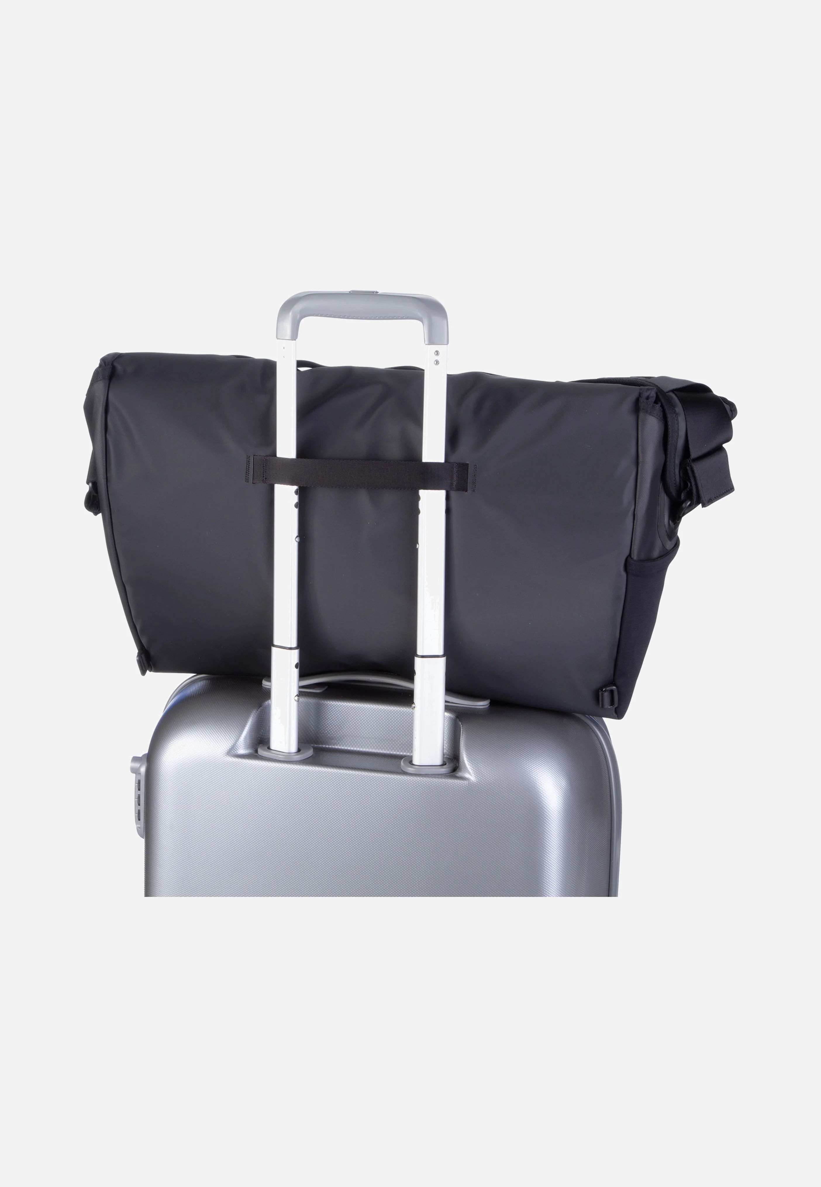 Especial Stash L Jet Black - Messenger Bag - Image 6