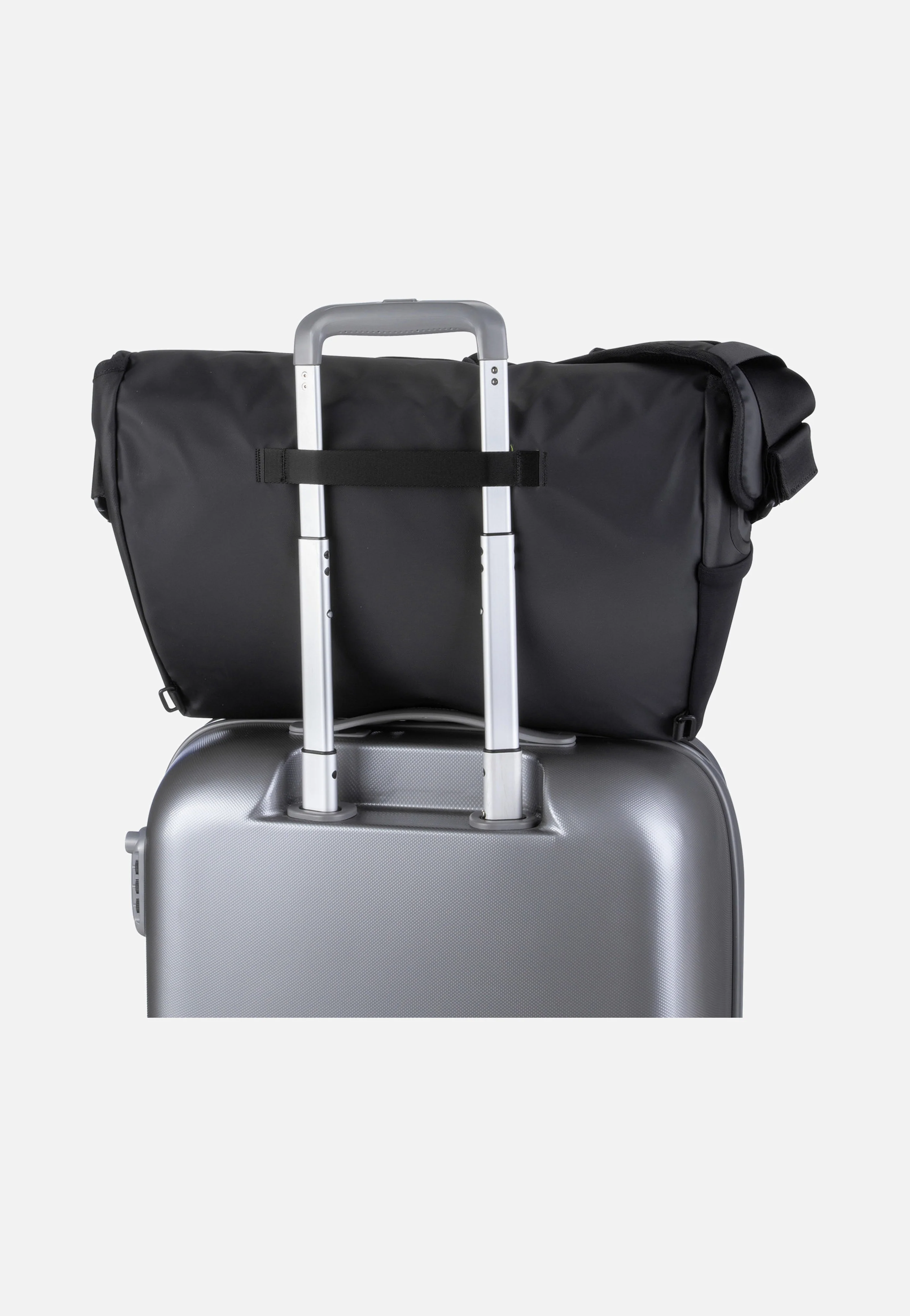 Especial Stash M Jet Black - Messenger Bag - Image 6