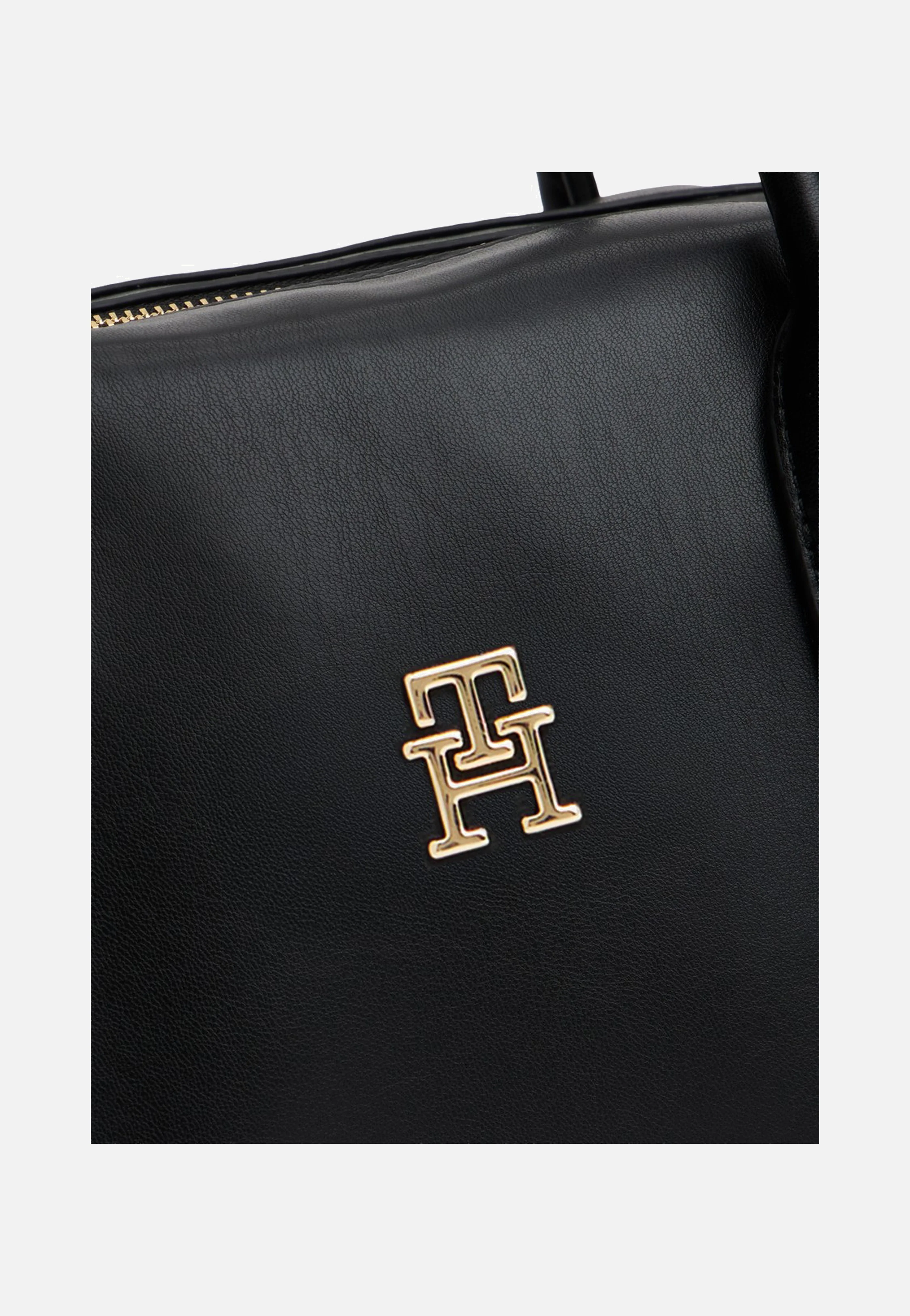 TH Essential Satchel Black - Satchel - Image 4