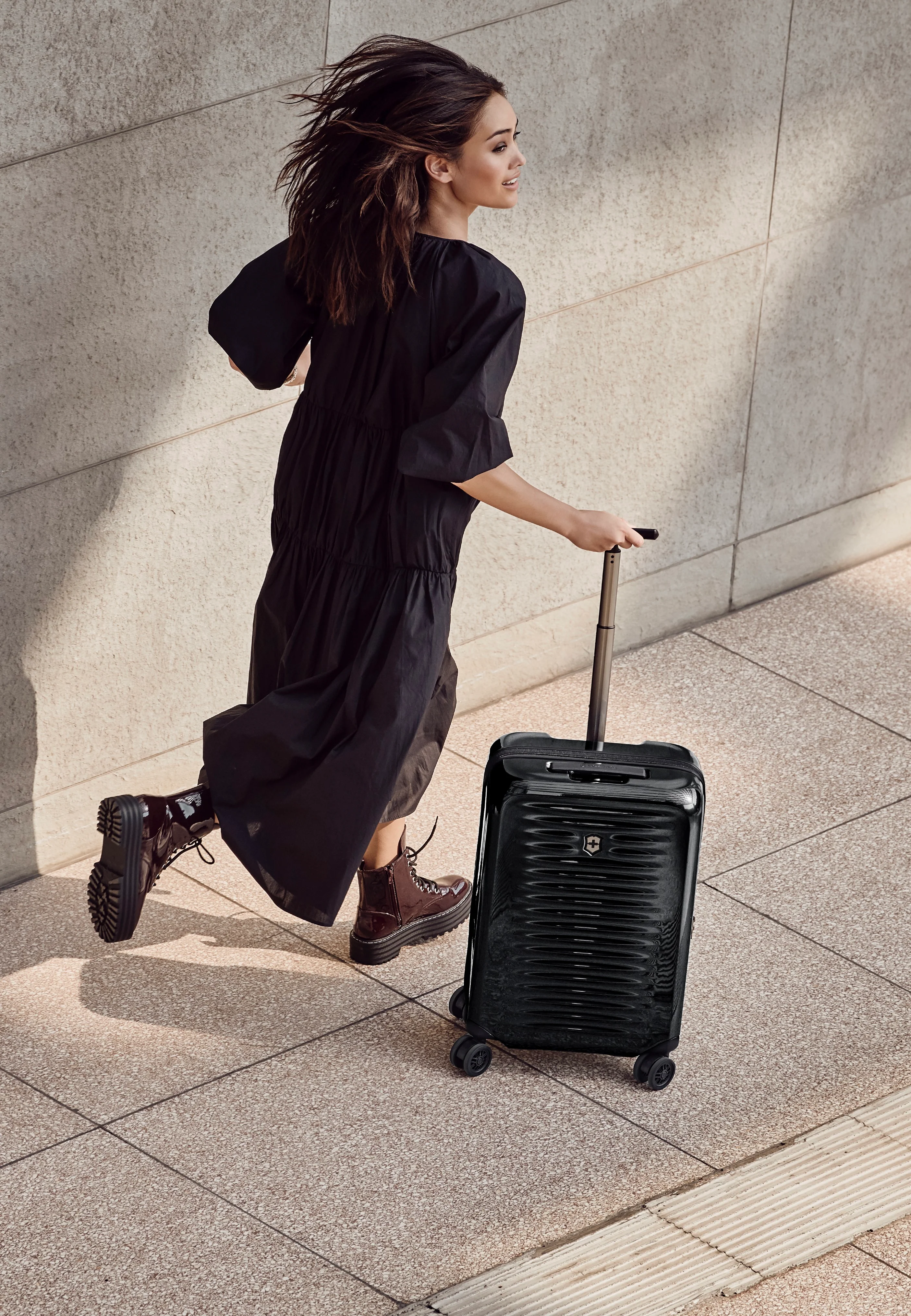 Airox Frequent Flyer Hardside Carry-On Black - Koffer - Image 10