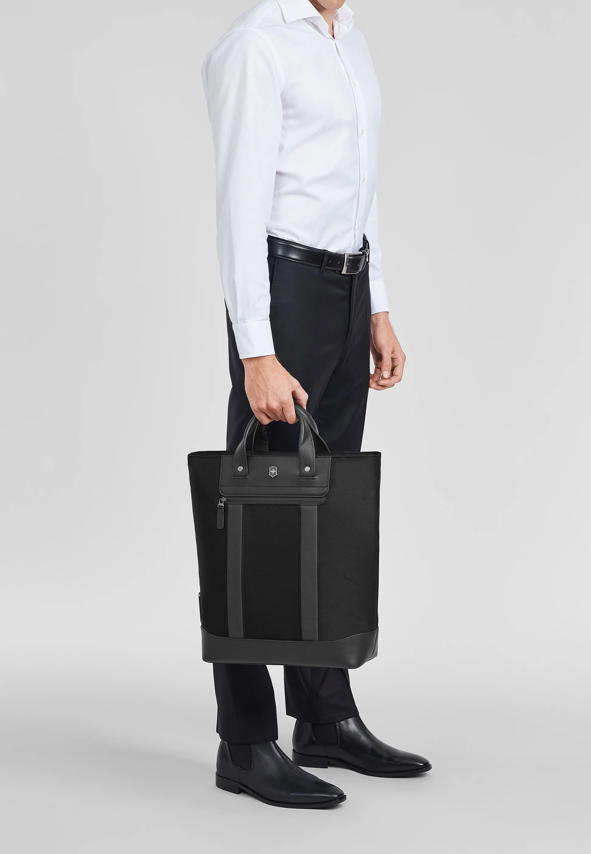 Architecture Urban2 2-Way Carry Tote Black - Rucksack - Image 13