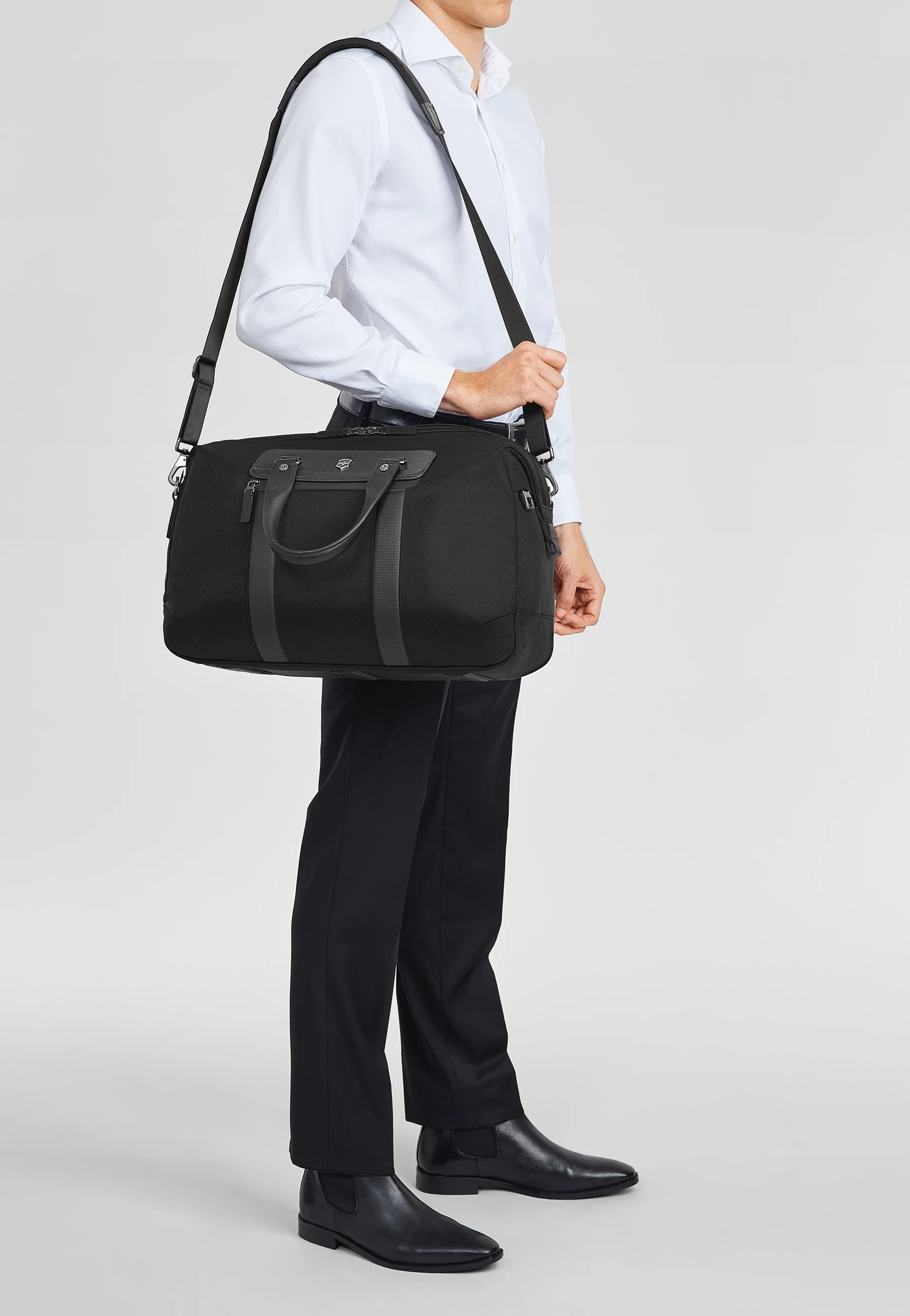 Architecture Urban2 Compact Black - Weekender - Image 10